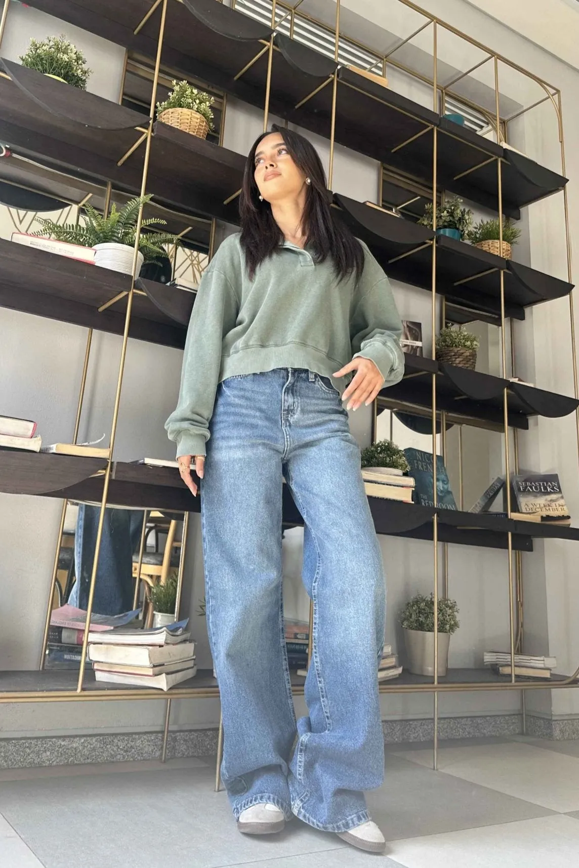 Baggy - Medium Blue Wash Jeans.