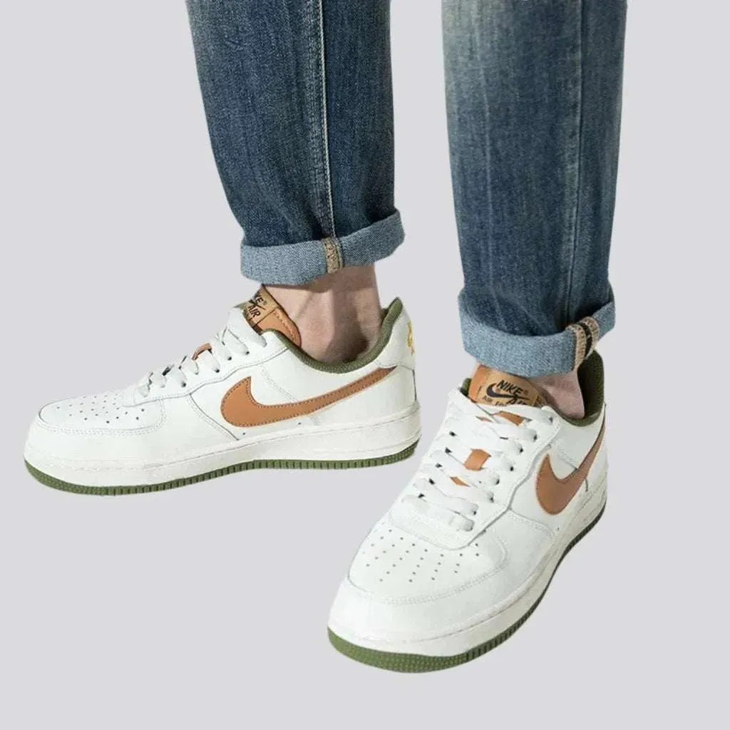 Baggy men's sanded jeans