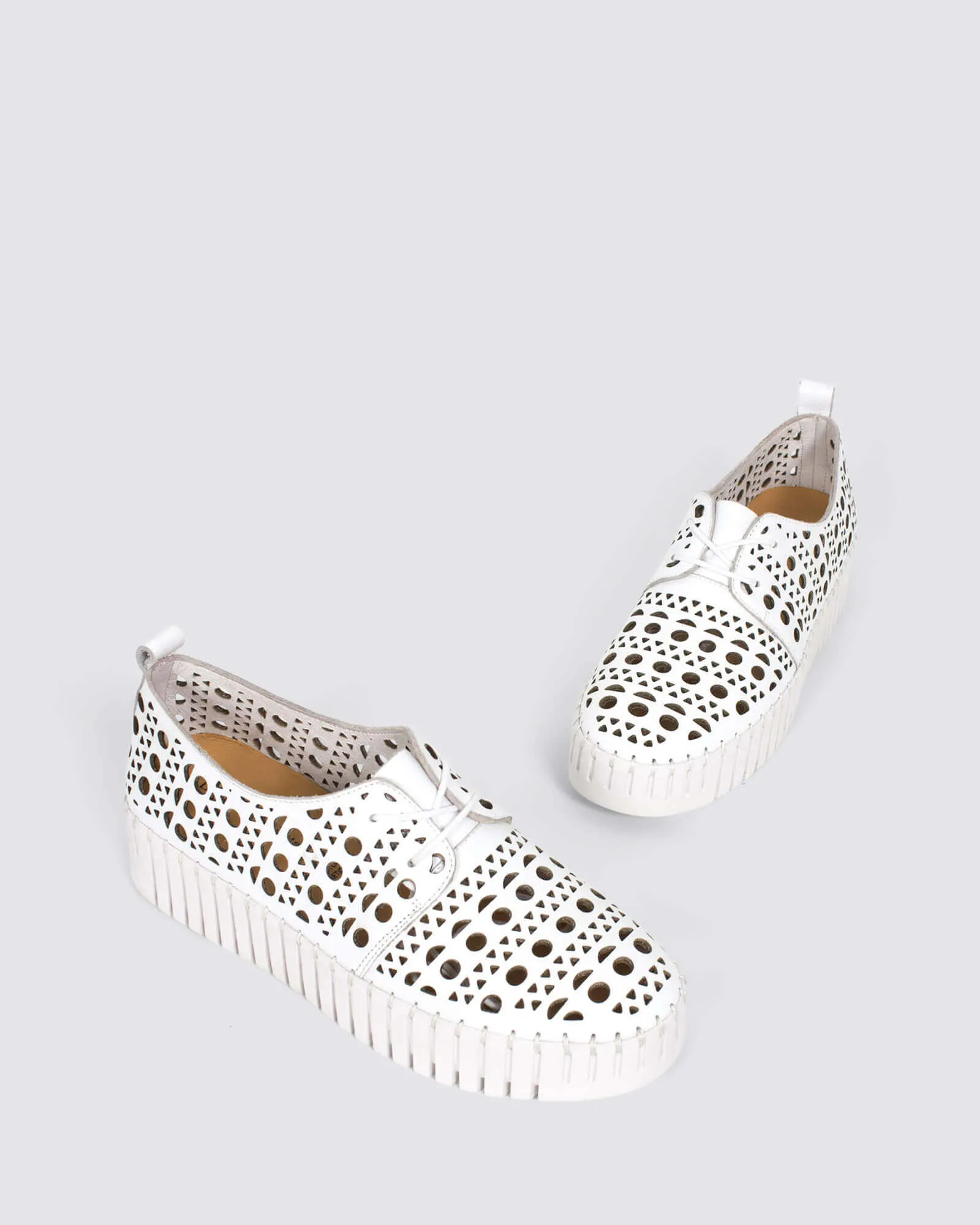 BELARUS SNEAKERS WHITE LEATHER