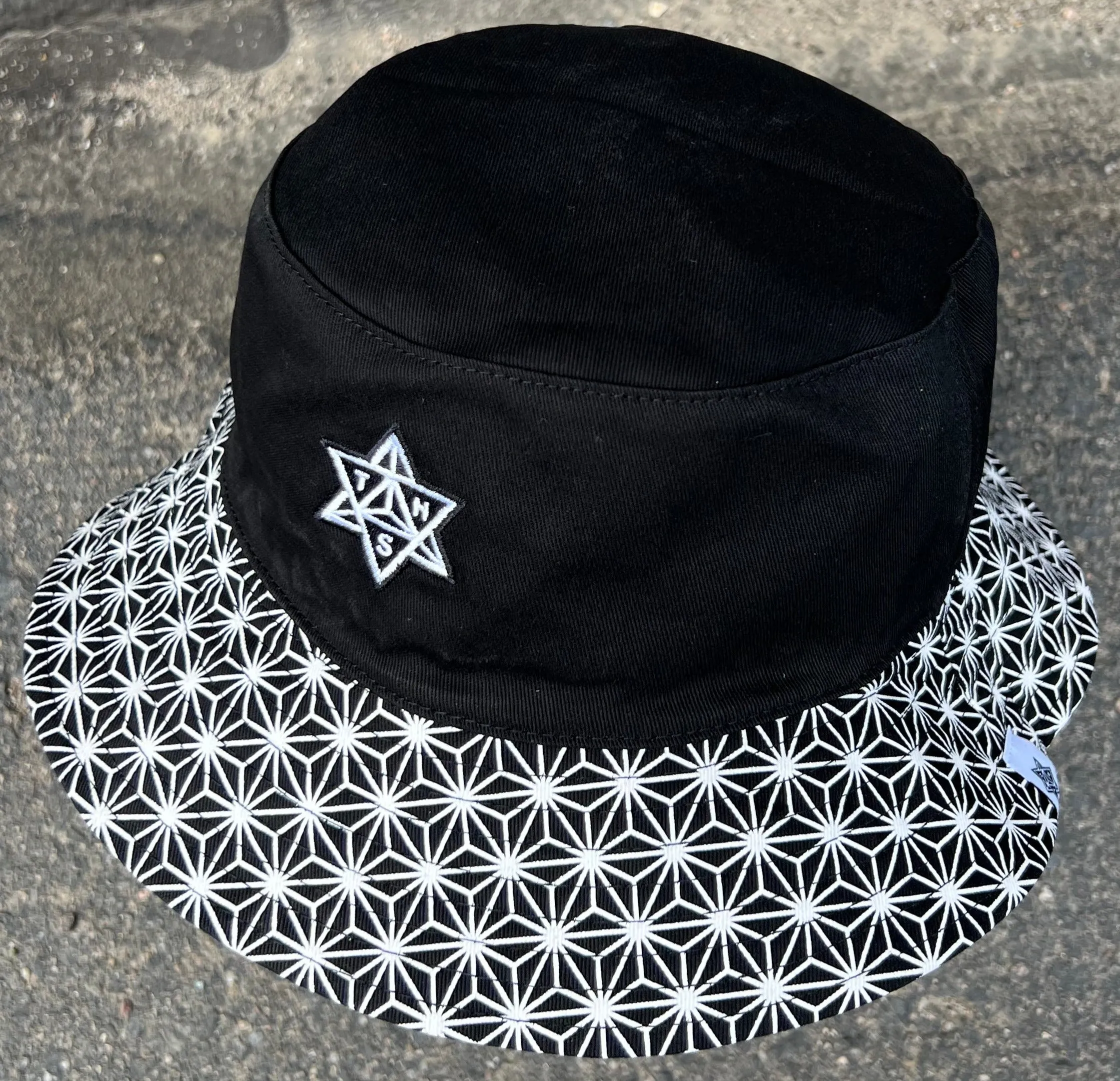 Cameron Gray - "Mandala Love" - Reversible Bucket Hat