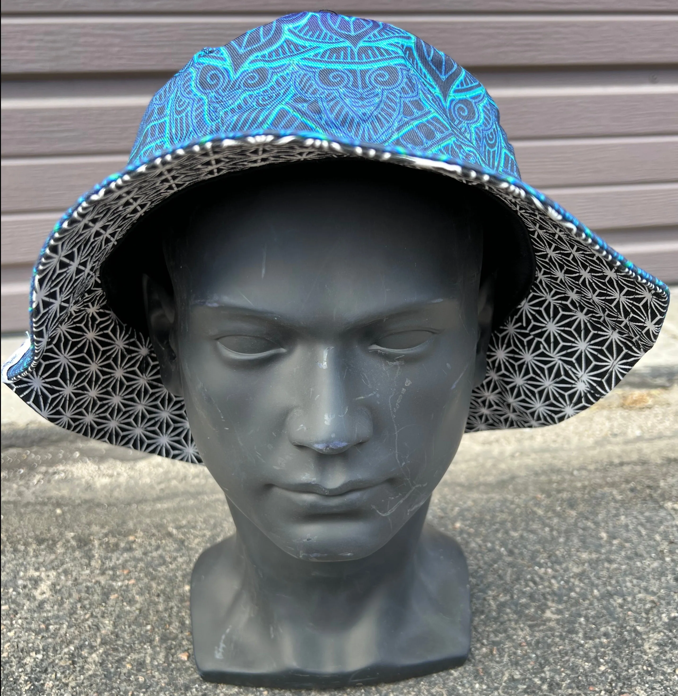 Cameron Gray - "Mandala Love" - Reversible Bucket Hat