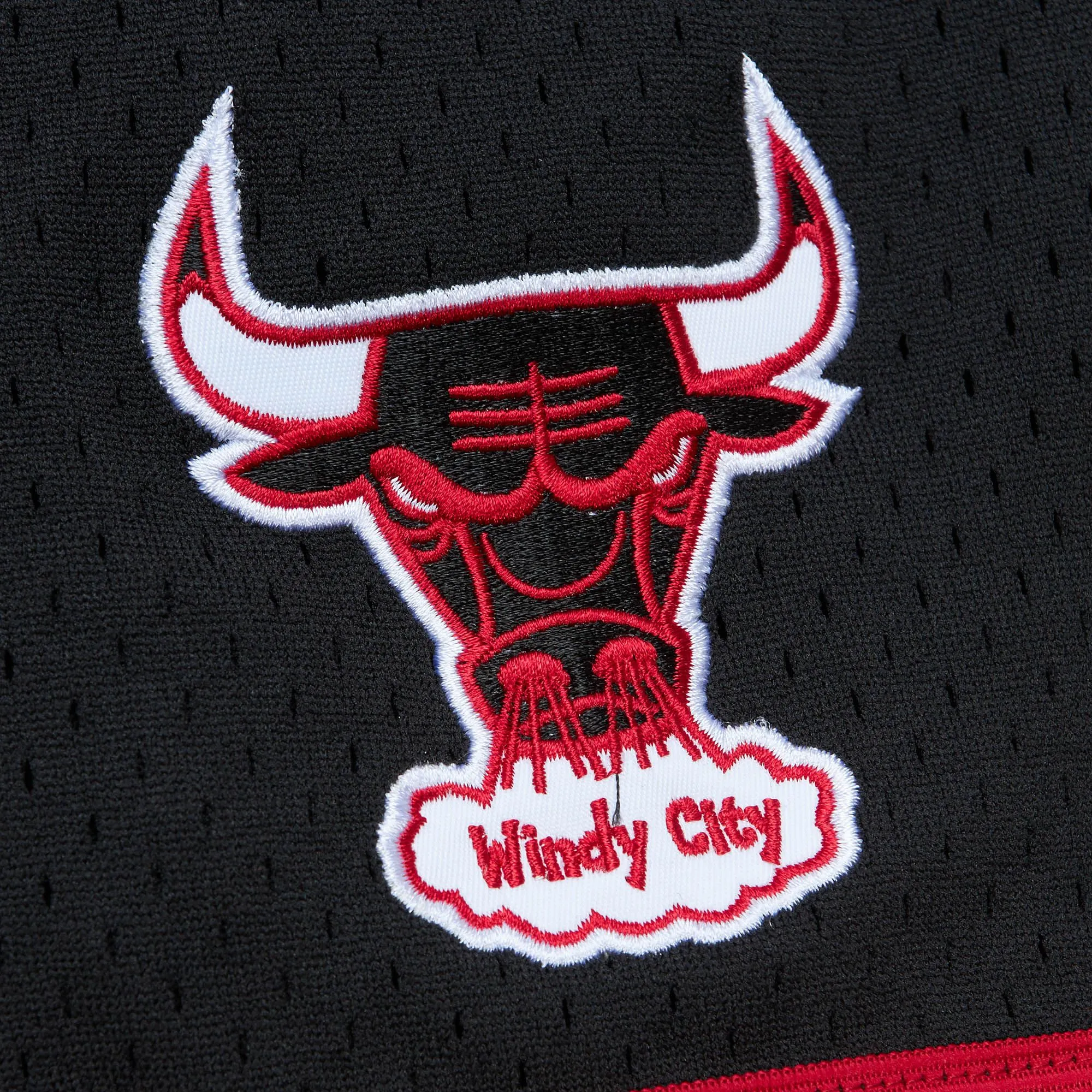 CHICAGO BULLS MEN'S MITCHELL & NESS ON THE CLOCK MESH JESREY