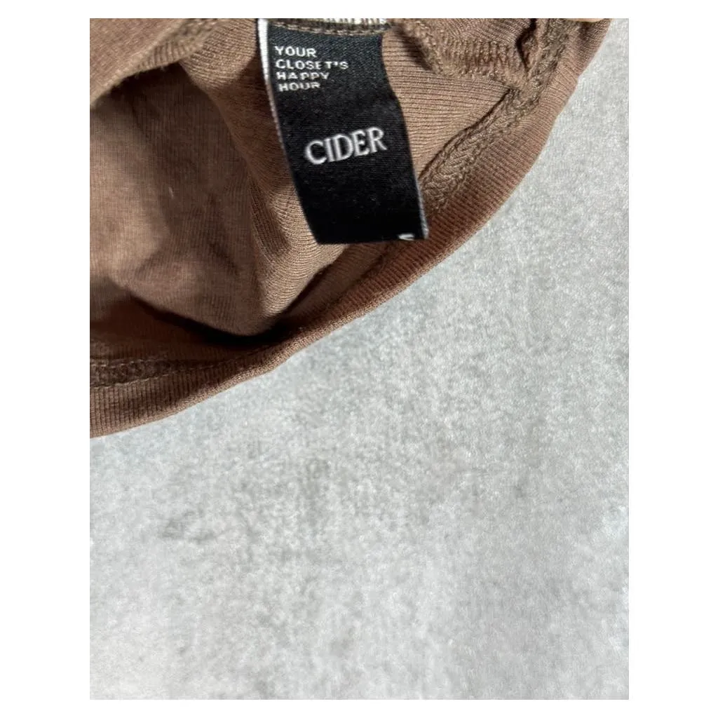 CIDER Women's Khaki Solid Twist Front Off-The-Shoulder Crop Top SZ S (US 4)