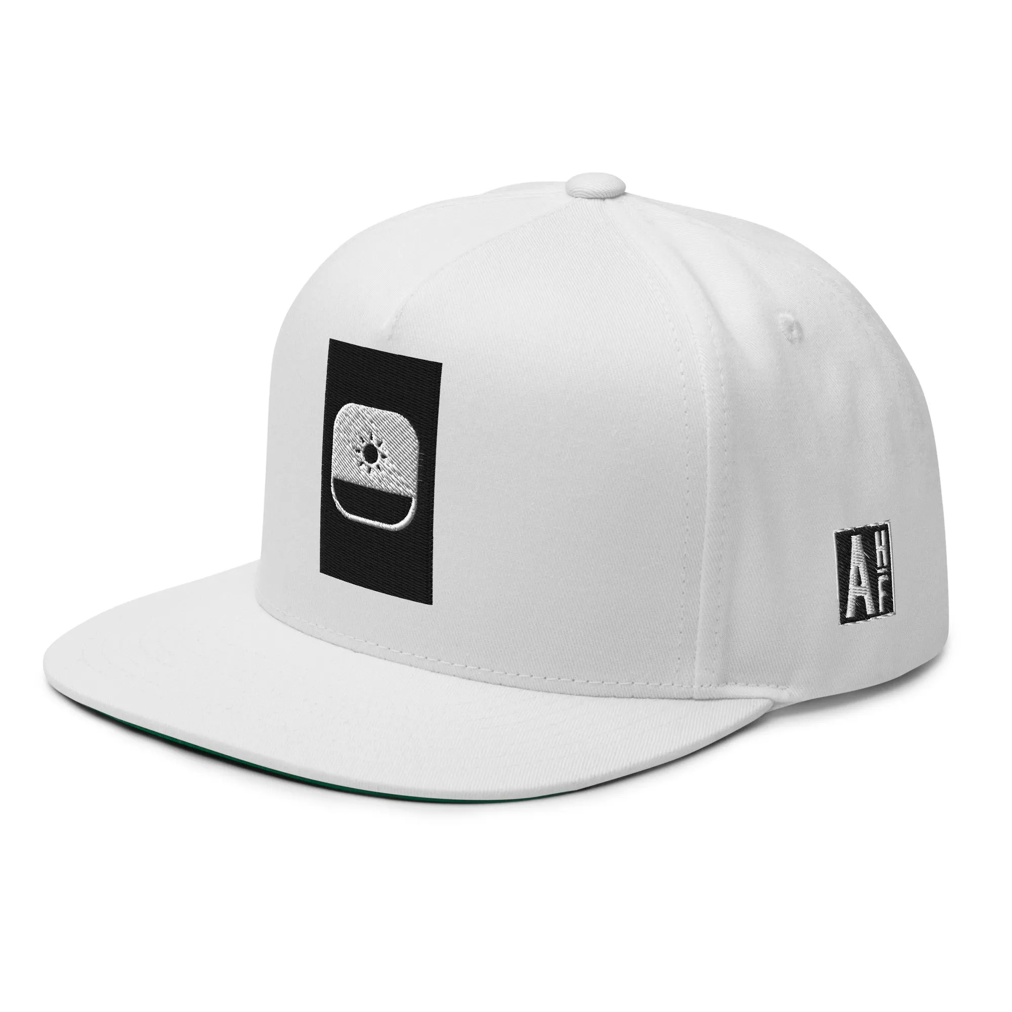 Embroidered Flat Bill Snapback Cap White Streetwear Yupoong The Ascension High Fashion BLACK SUN