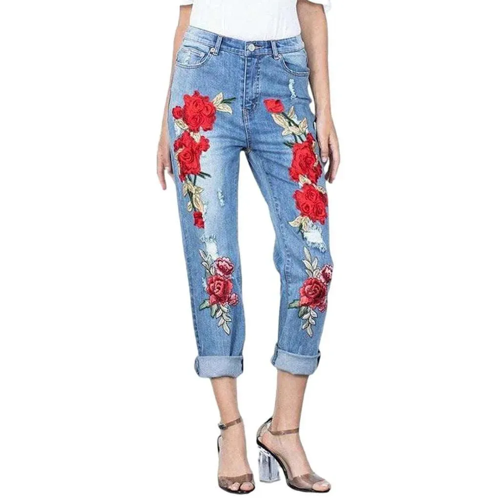 Embroidered loose jeans for women