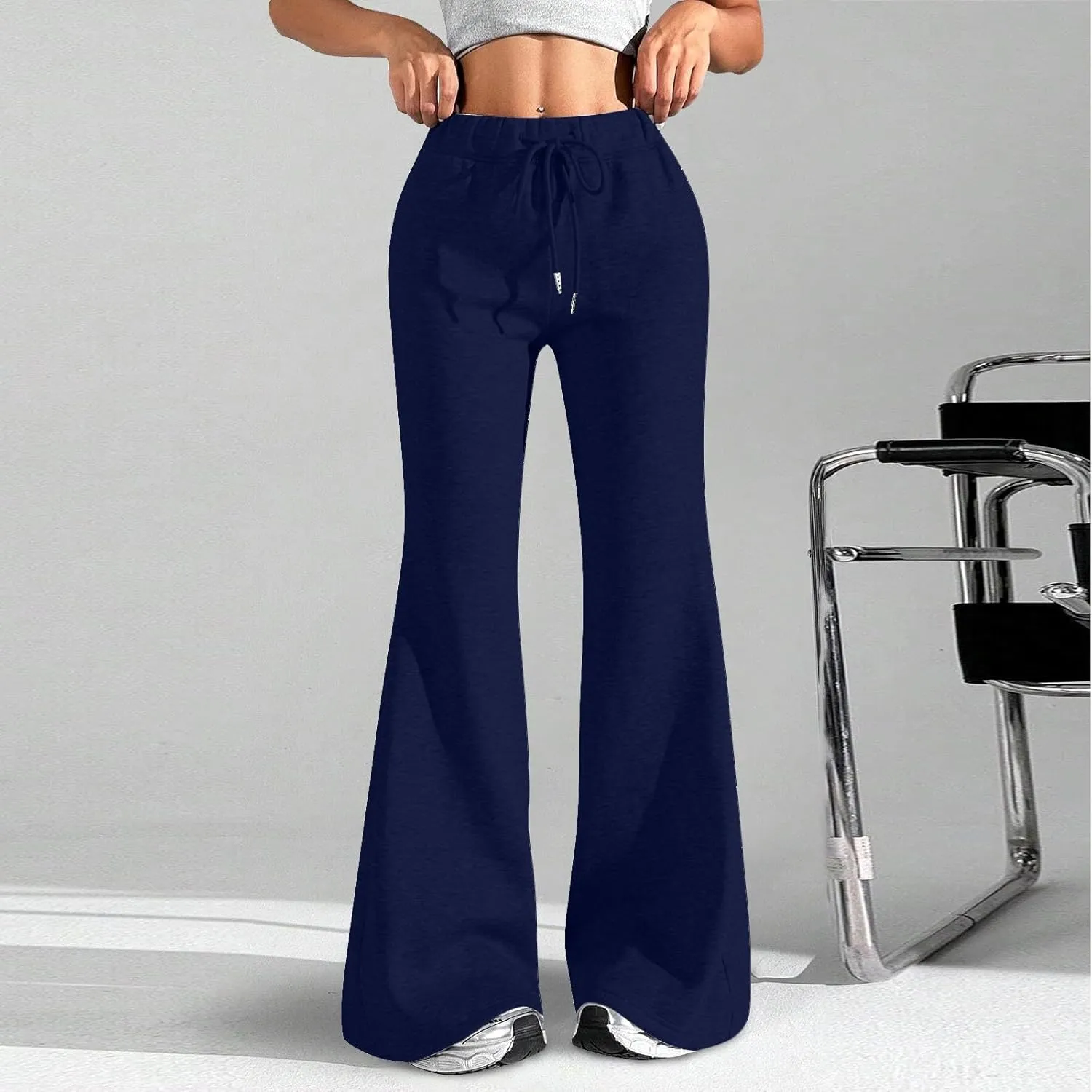 Flare Wide Leg Sweatpants Women Fleece Drawstring Low Rise Jogger Pants Cute Bell Bottom Sweat Pants with Pockets