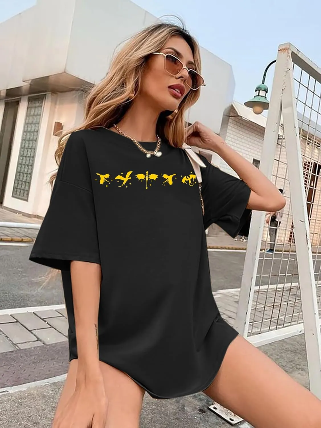Fourth Wing Shirt Basgiath Graphic Tee Women Gragon Rider Shirts Graphic Tees Book Oversized Shirts