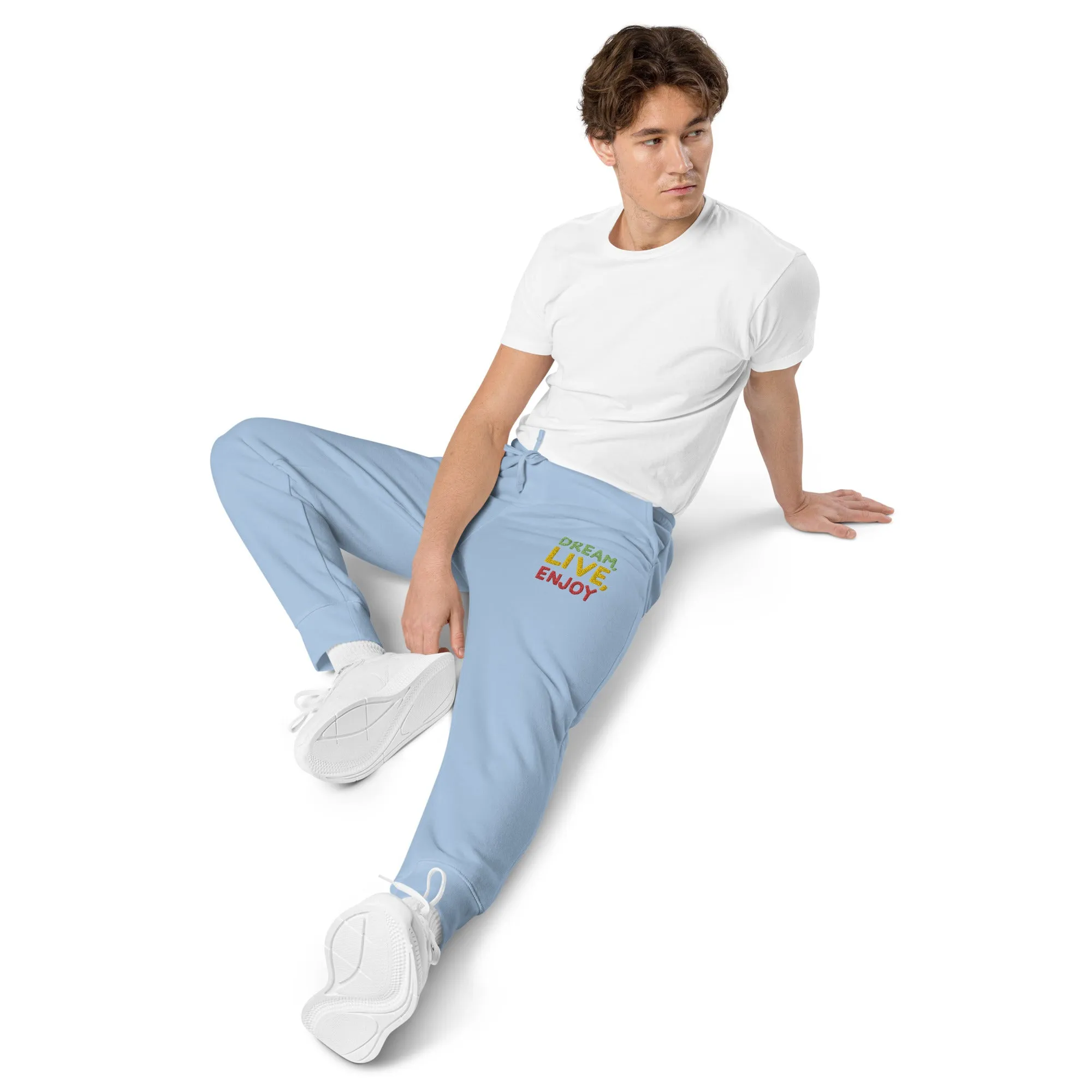 Green pigment-dyed sweatpants