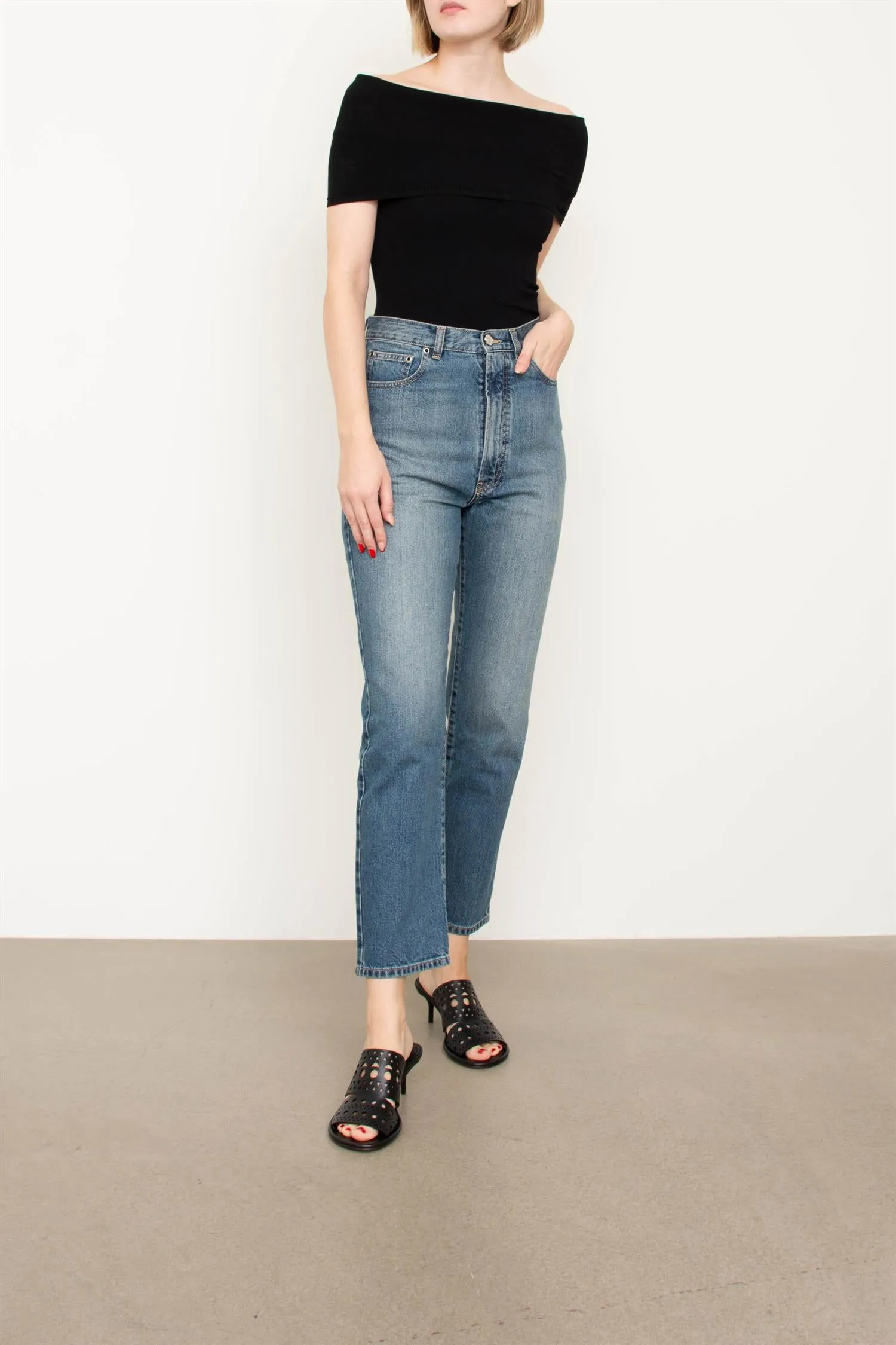 High waisted jeans