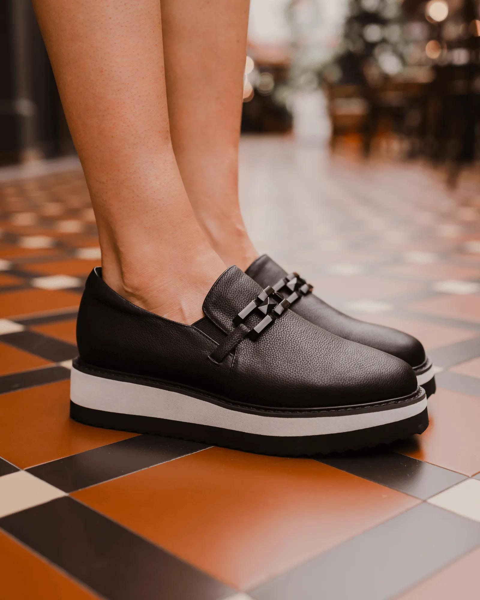 INTUNE SNEAKERS BLACK LEATHER