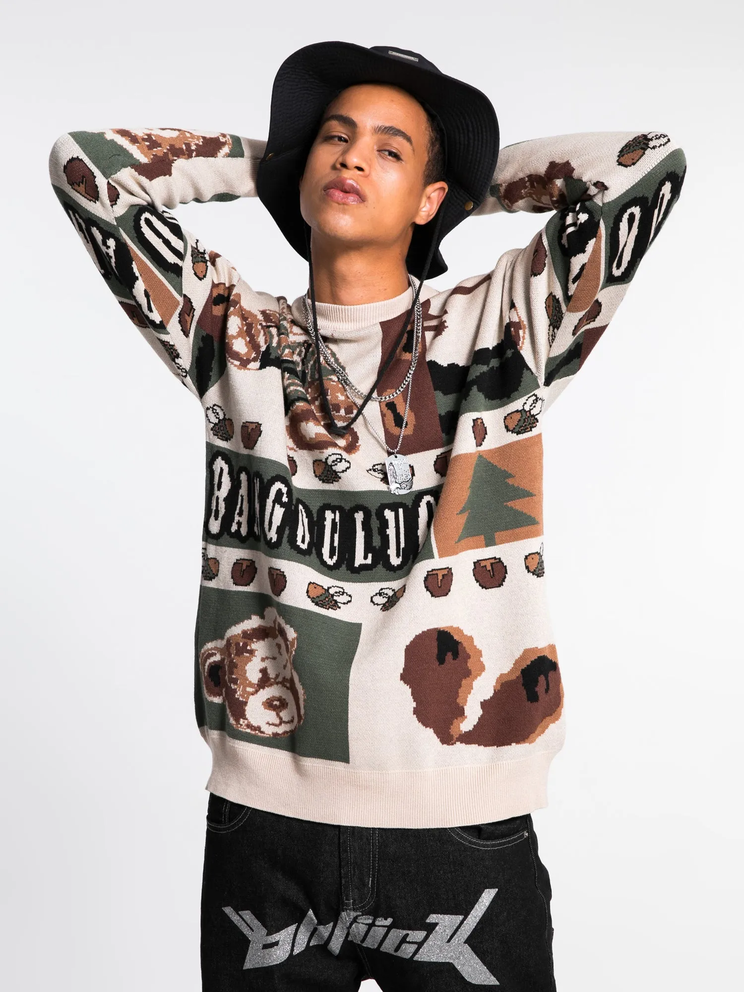 JUSTNOTAG Forest Bee Knitted Grandpa Sweaters