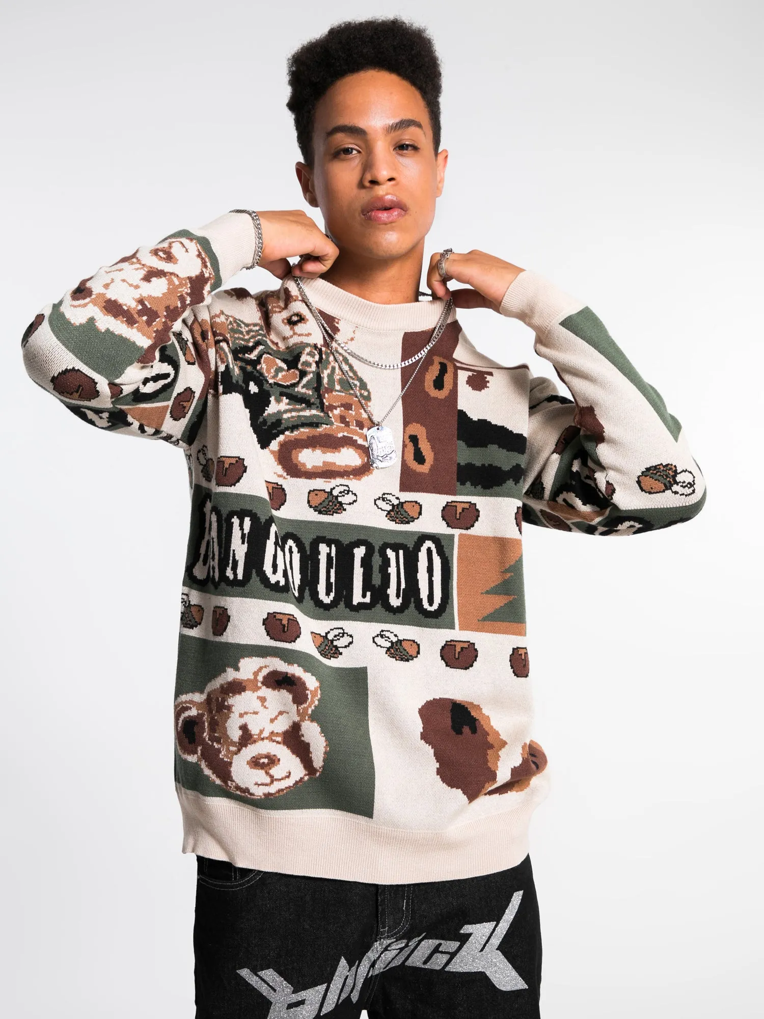 JUSTNOTAG Forest Bee Knitted Grandpa Sweaters