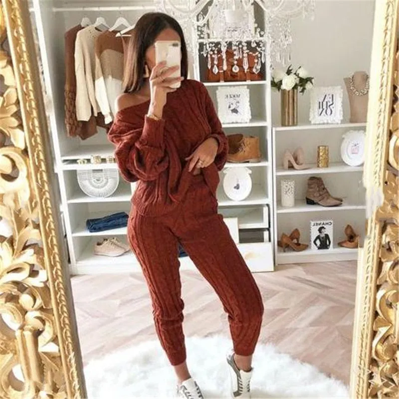 Kiara Knitted Set | A stylish set for the cold days
