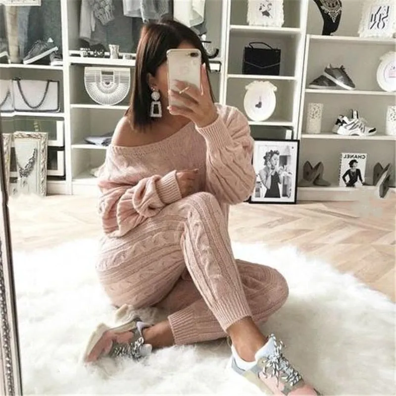 Kiara Knitted Set | A stylish set for the cold days