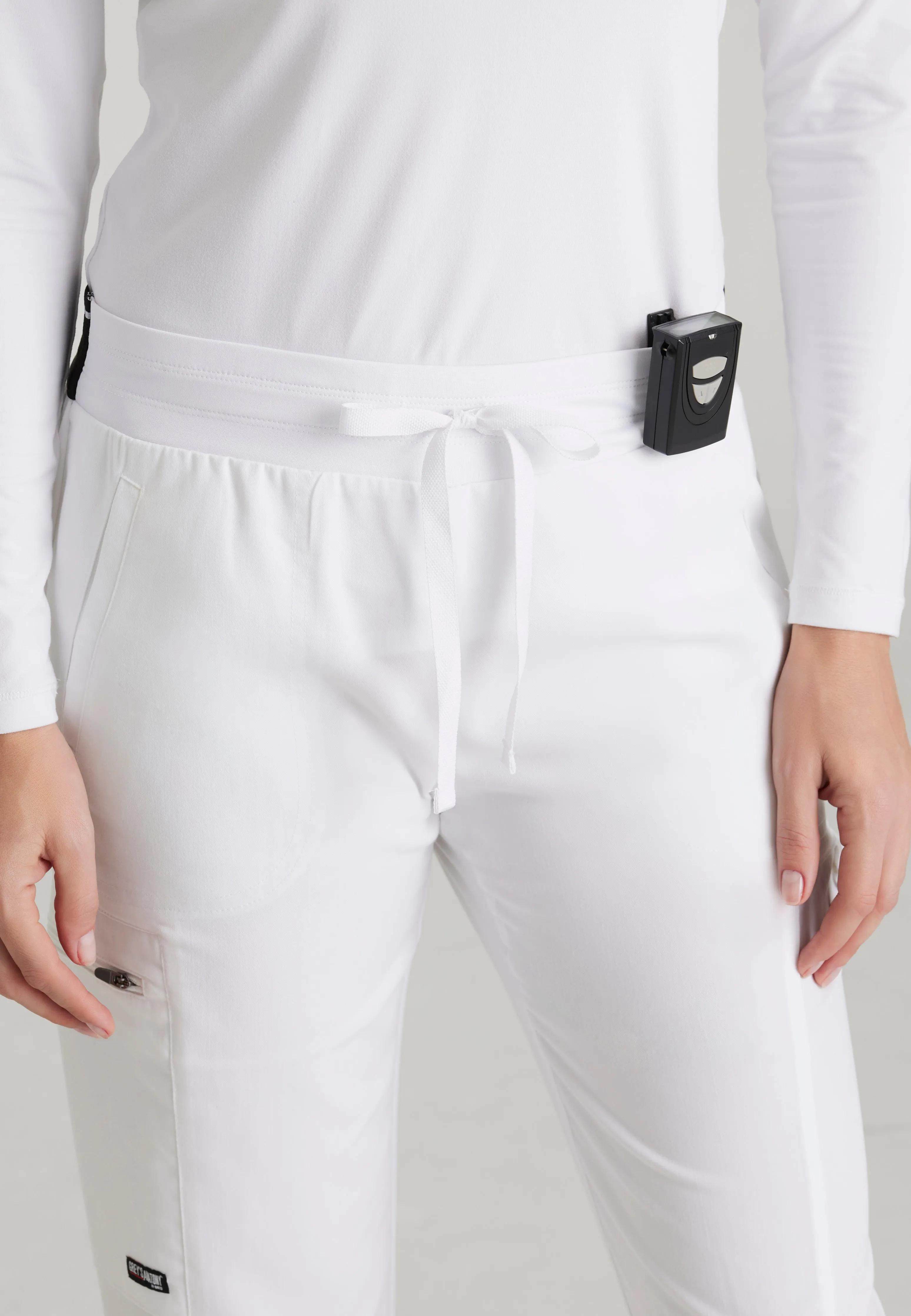 Kim 3-Pocket Mid-Rise Straight Leg Scrub Pant