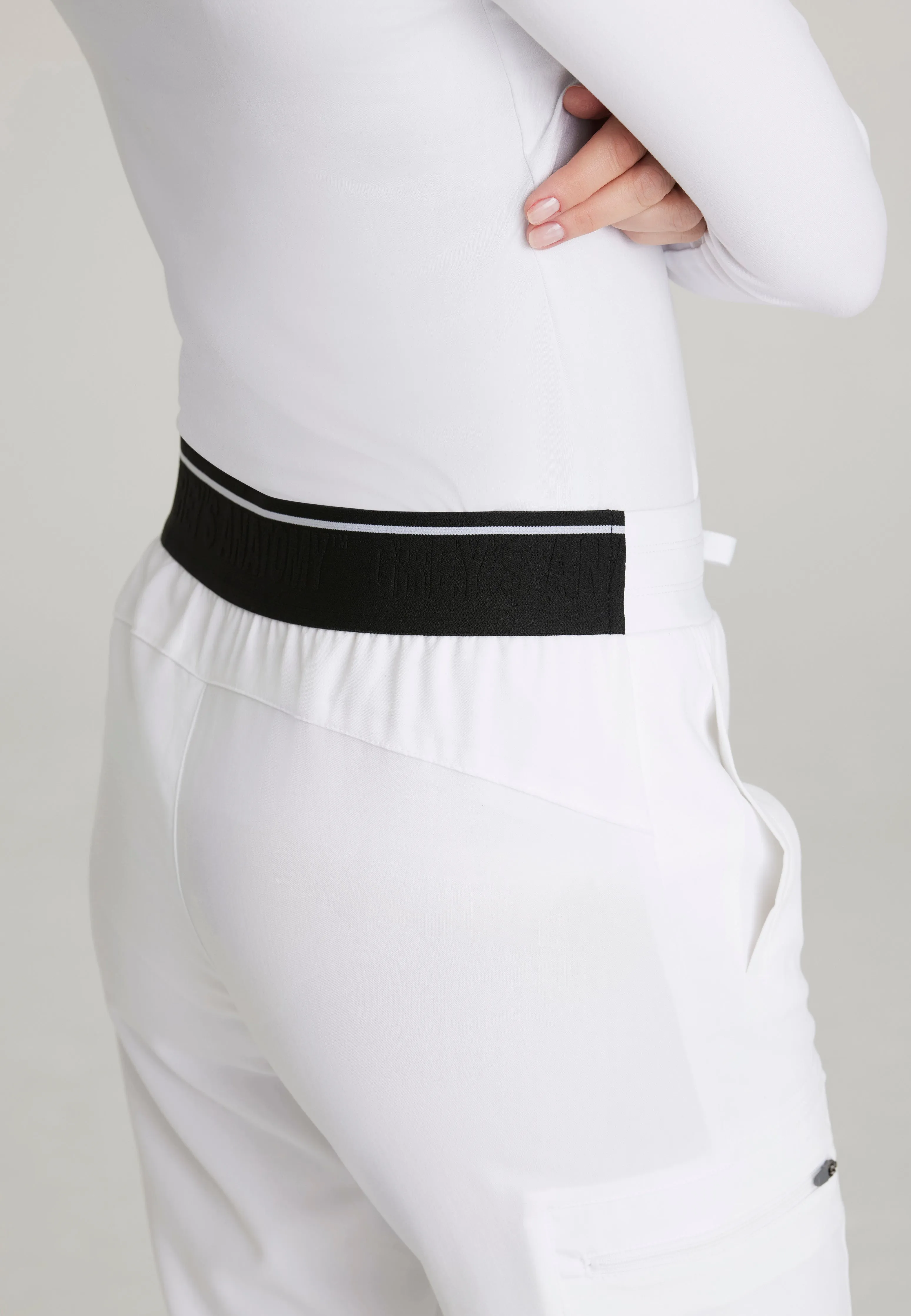 Kim 3-Pocket Mid-Rise Straight Leg Scrub Pant