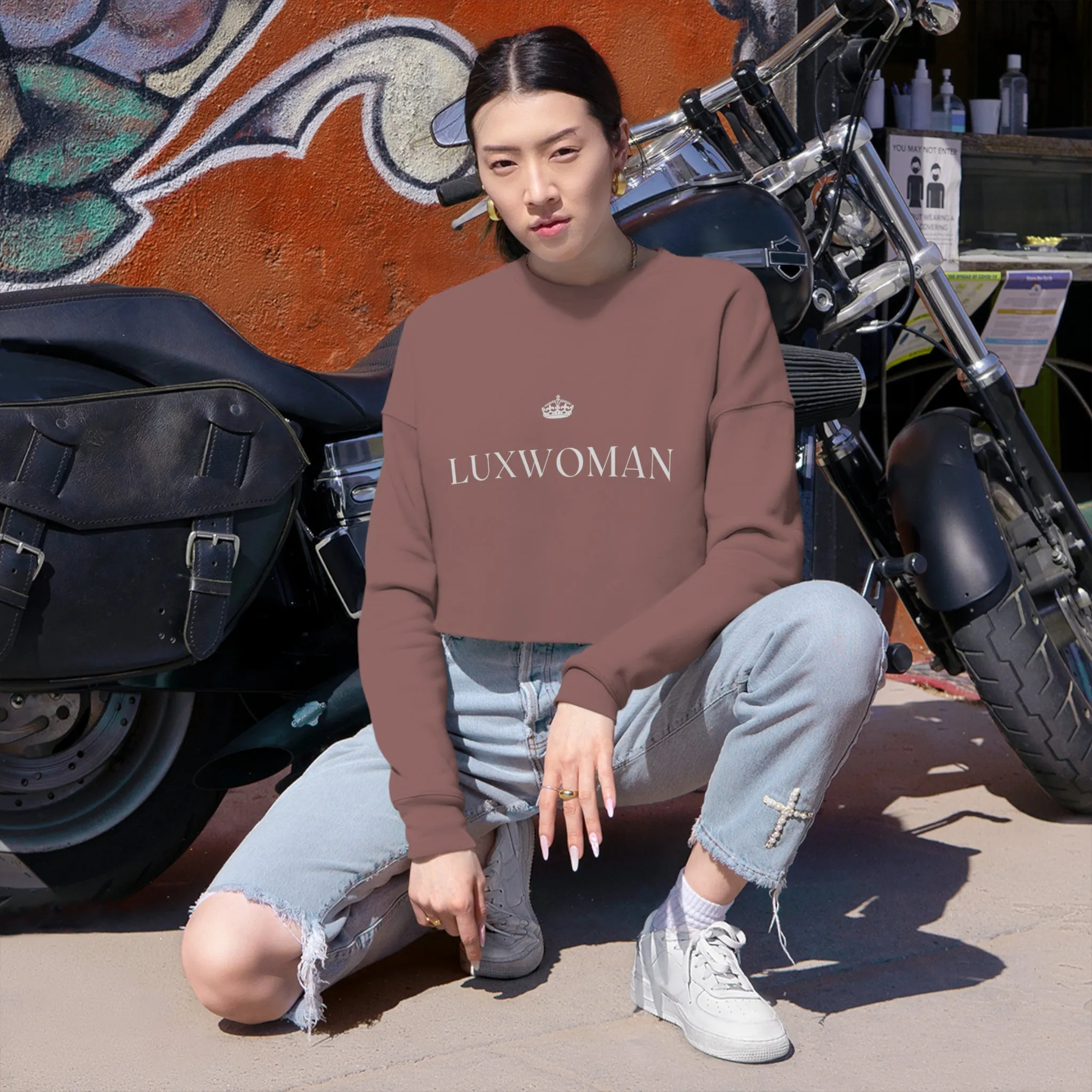 LUXWOMAN Breathable Fleece Cropped Sweatshirt