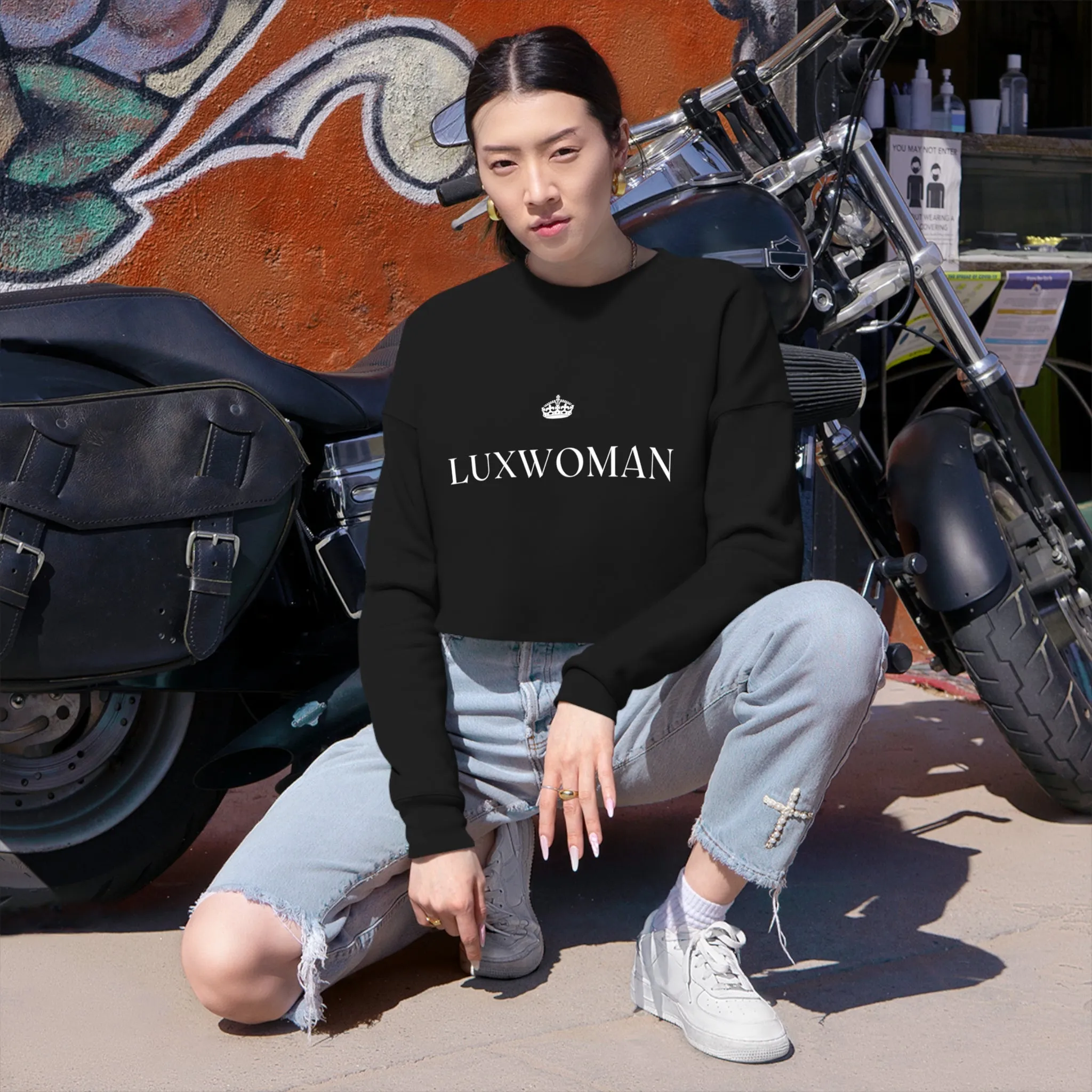 LUXWOMAN Breathable Fleece Cropped Sweatshirt