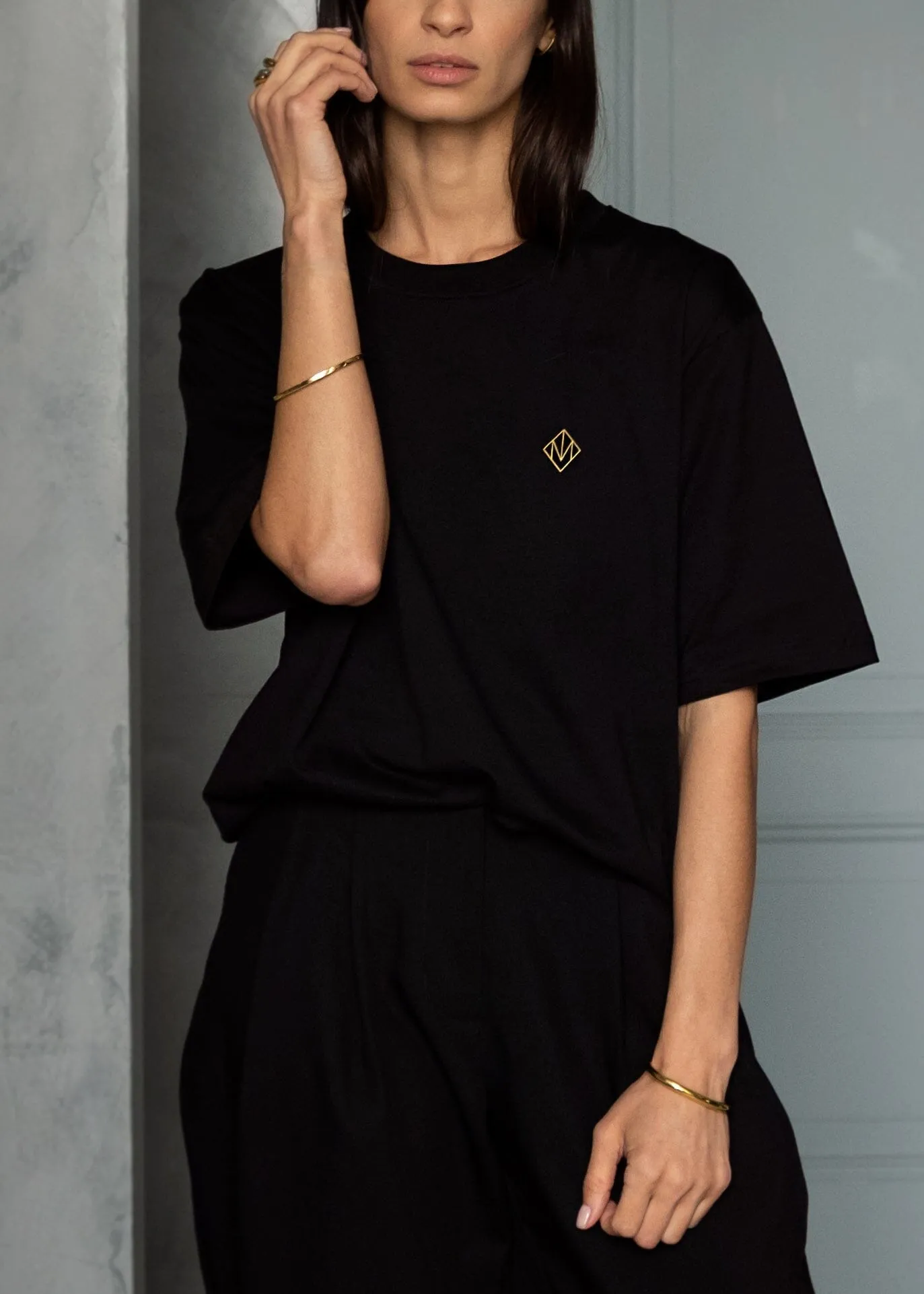 MVDT T-shirts - Black
