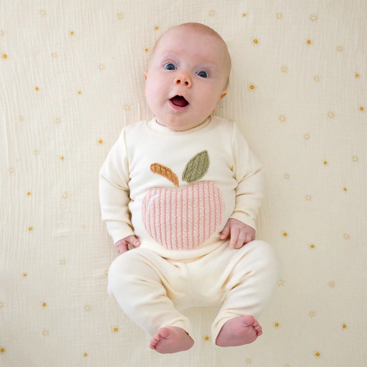 oh baby! Two Piece Set - Ribbed Pink Apple Applique - Vanilla