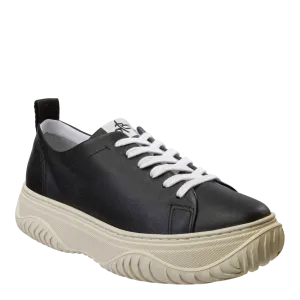Pangea Platform Sneakers • Black