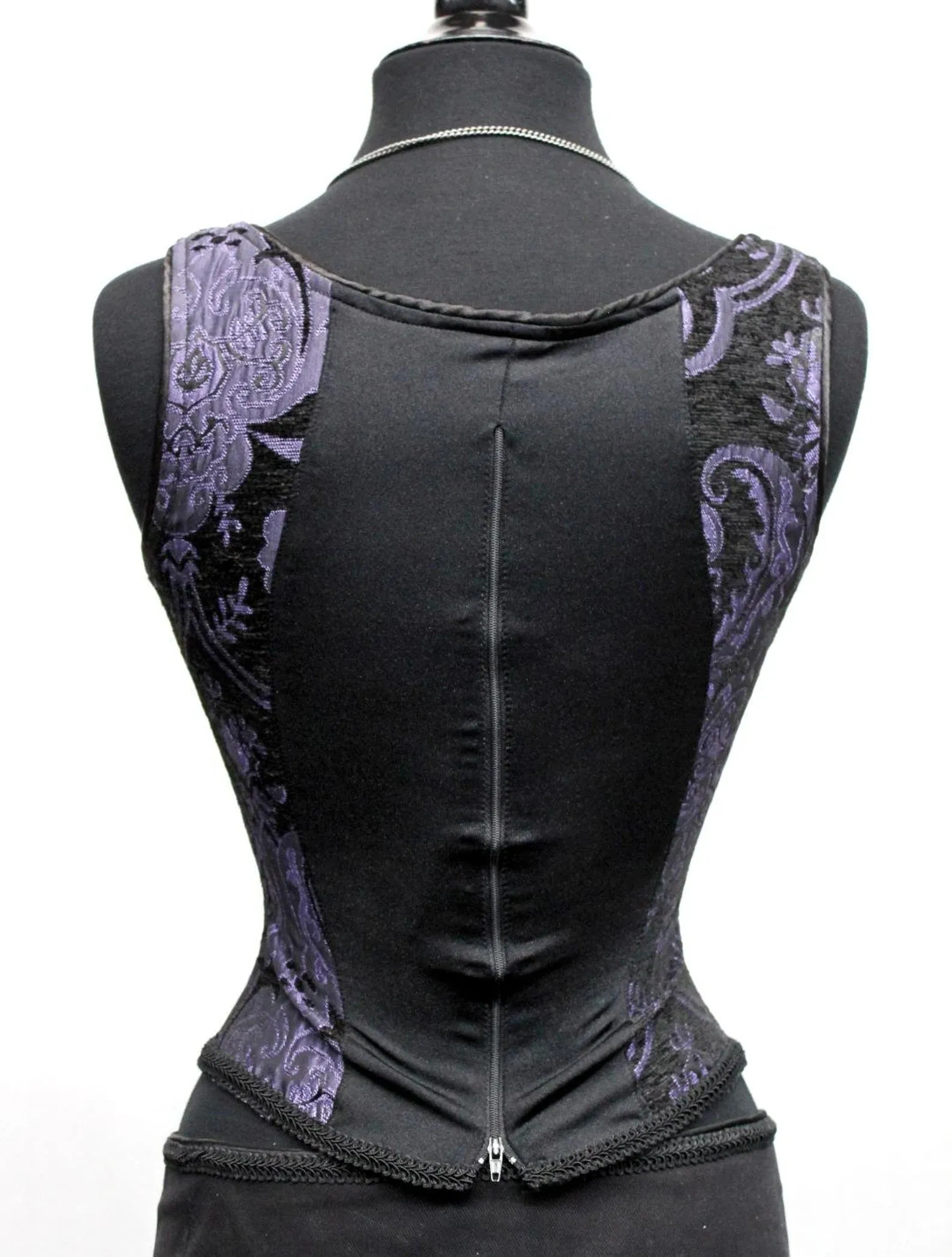PIN BODICE - PURPLE/BLACK TAPESTRY