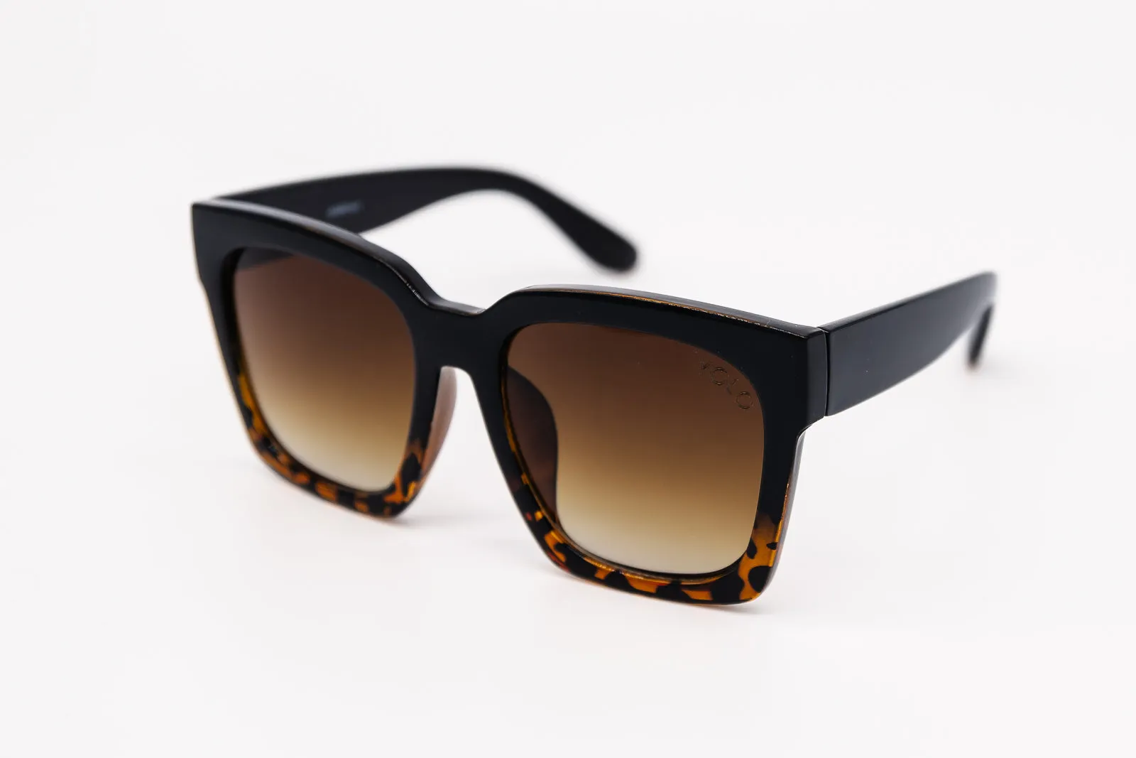 "Tootsie" Oversized Framed Square Fashion Sunglasses