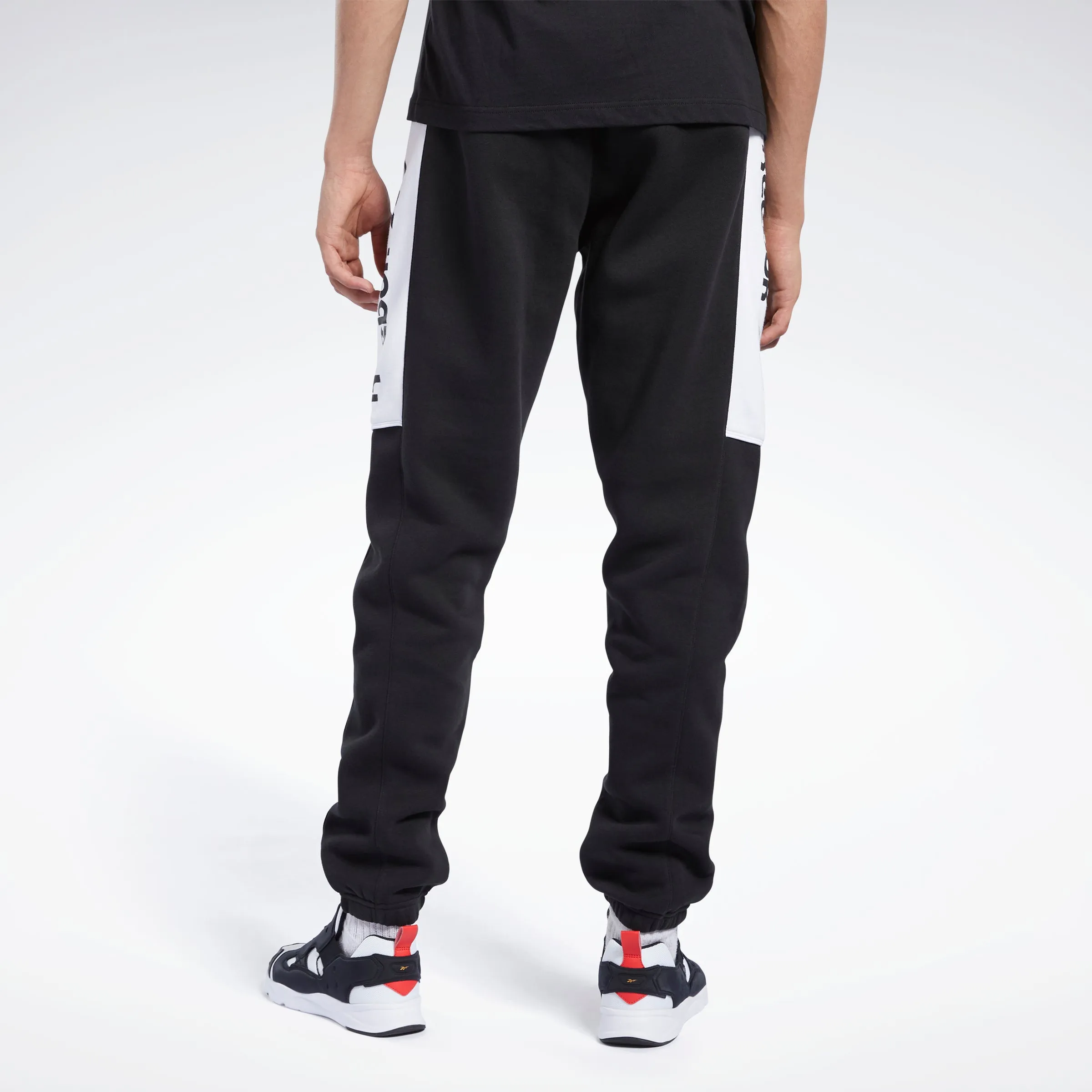 Reebok Apparel Men Classics Linear Pants Black