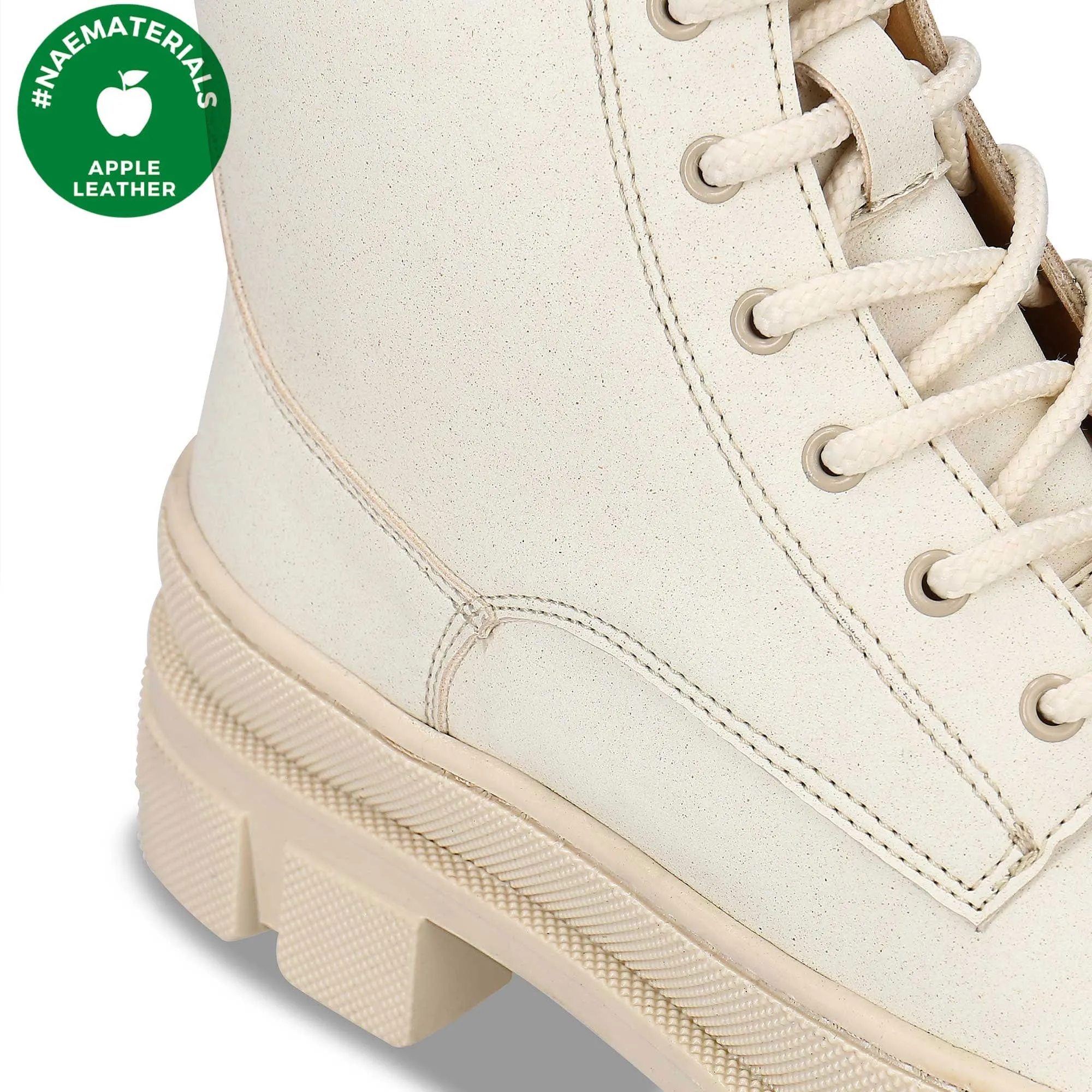 Tea Women's Chunky Vegan Boots | White