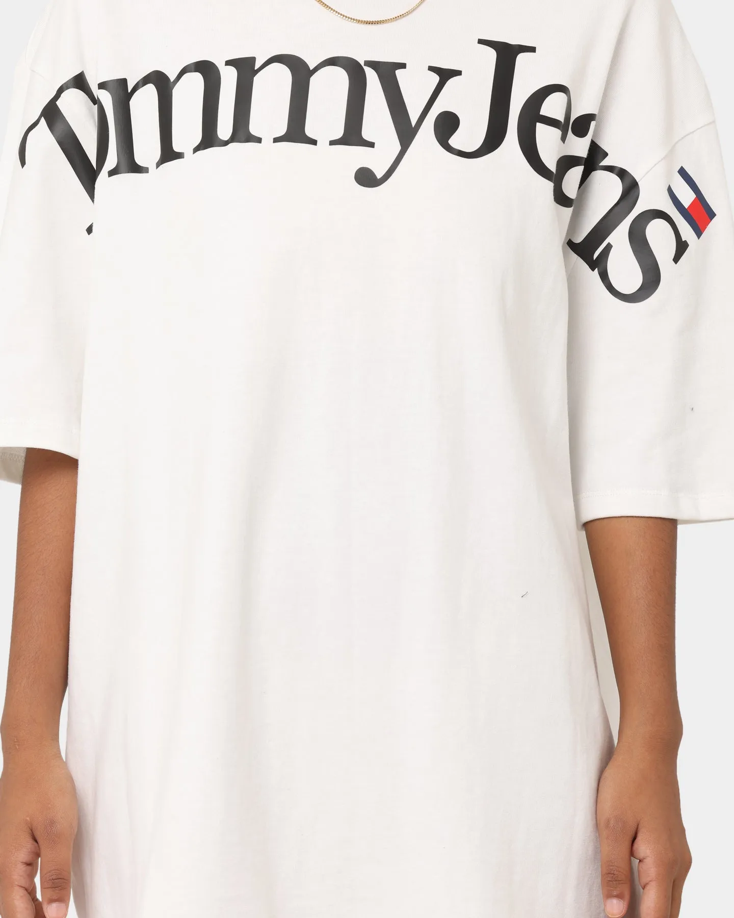 Tommy Jeans Women's TJW Skater Lower Case 2 T-Shirt Ecru
