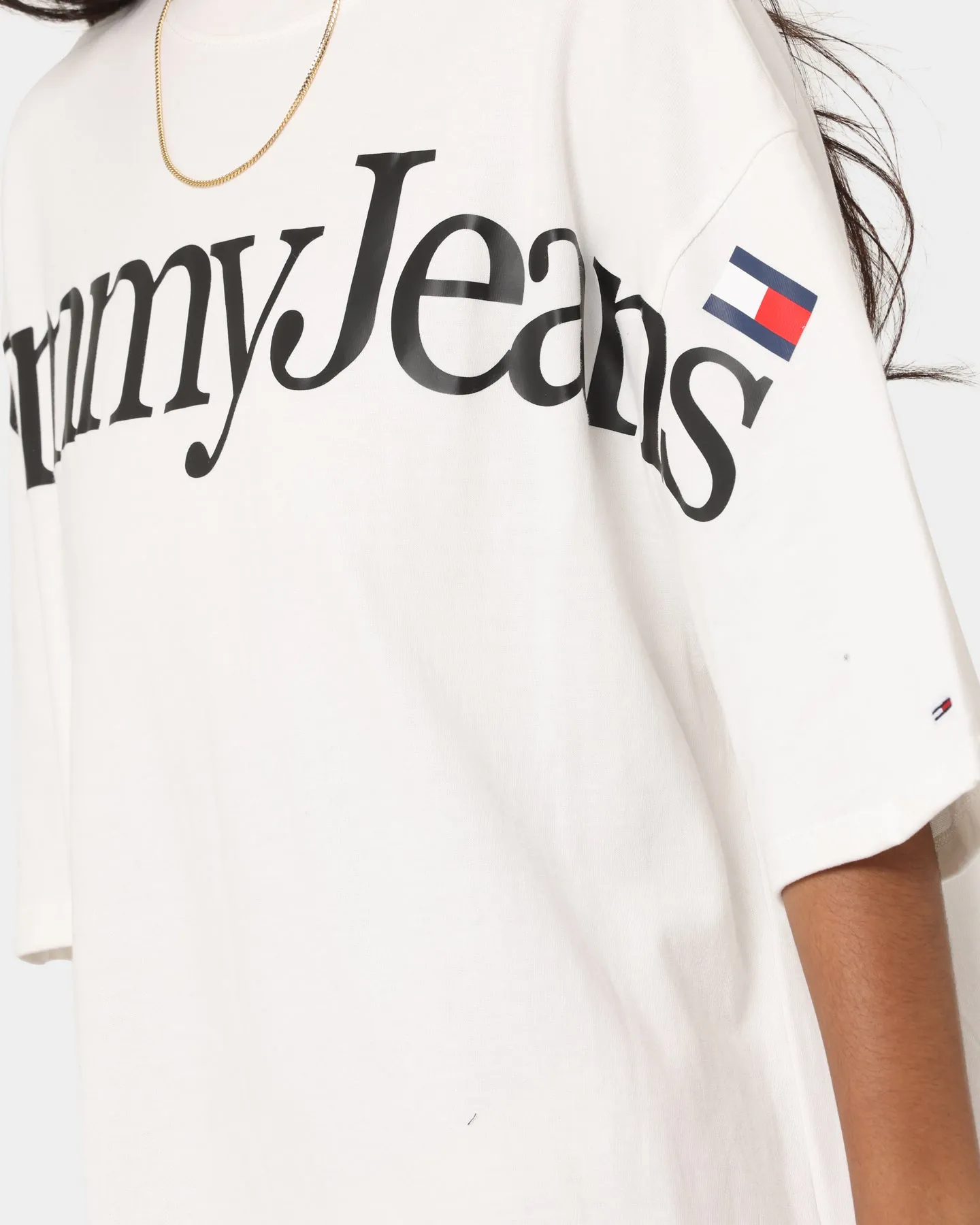 Tommy Jeans Women's TJW Skater Lower Case 2 T-Shirt Ecru