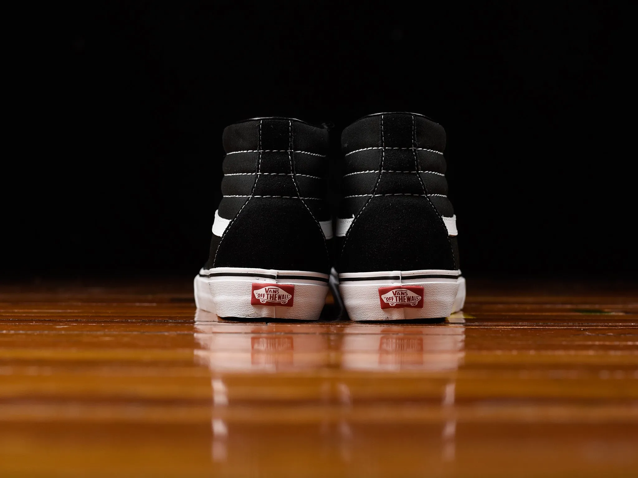 Vans Mens Classic SK8-Hi Shoes