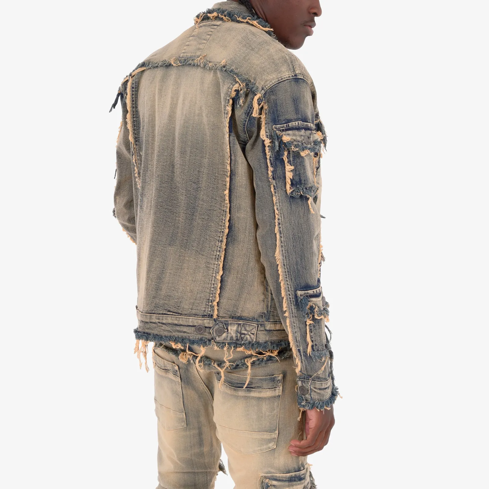 VINTAGE WASHED FRAYED DENIM JACKET