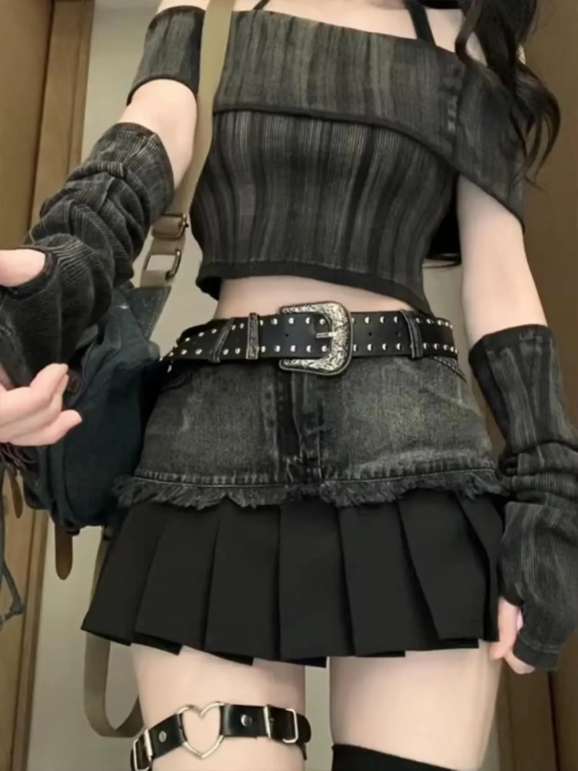 Women Black Gothic Patchwork A-line Pleated Denim Skirt Vintage Y2k Mini Skirt Harajuku Skirt Clothes Summer