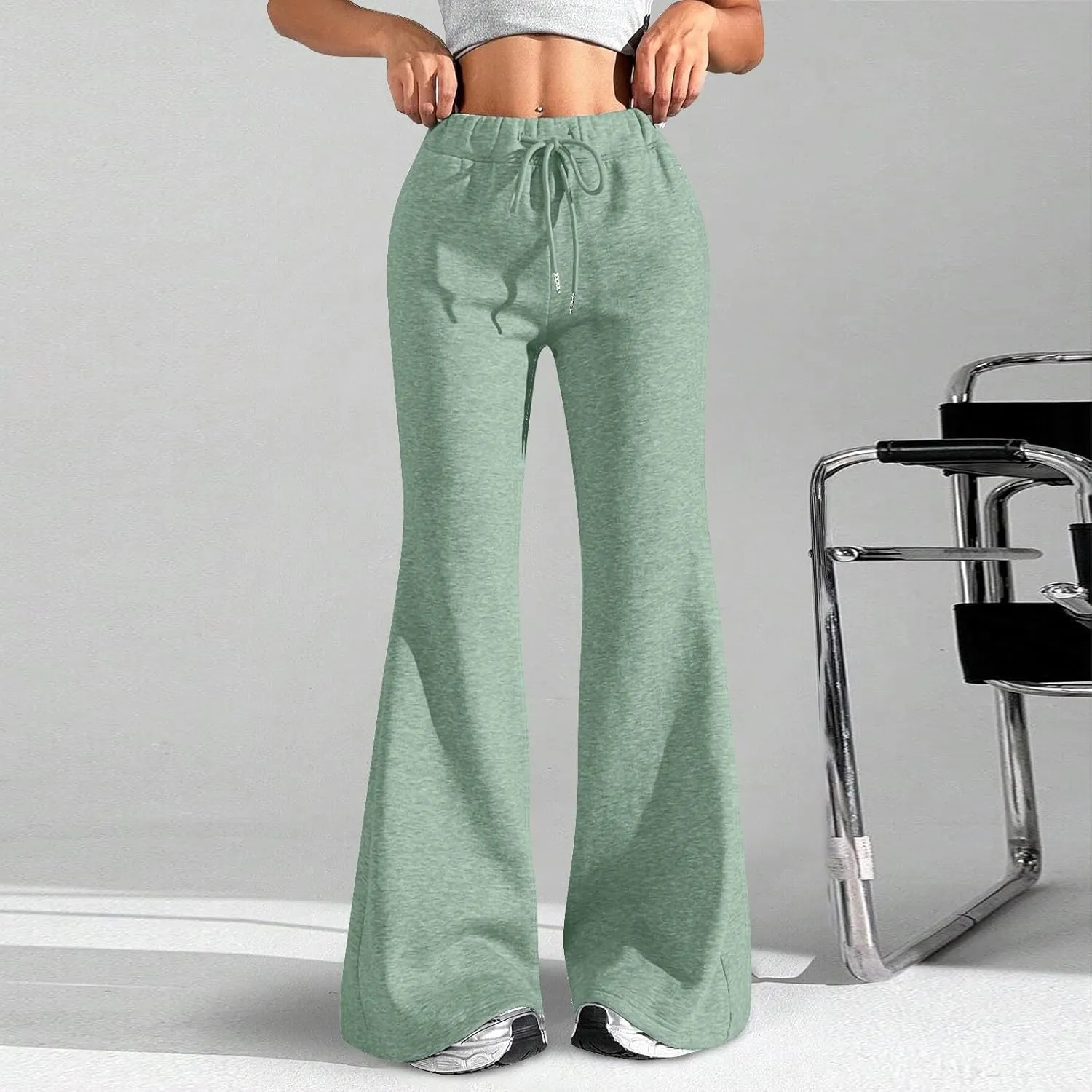 Women Wide Leg Sweatpants High Waisted Baggy Flare Sweatpants Plus Size Drawstring Flare Pants with Pockets