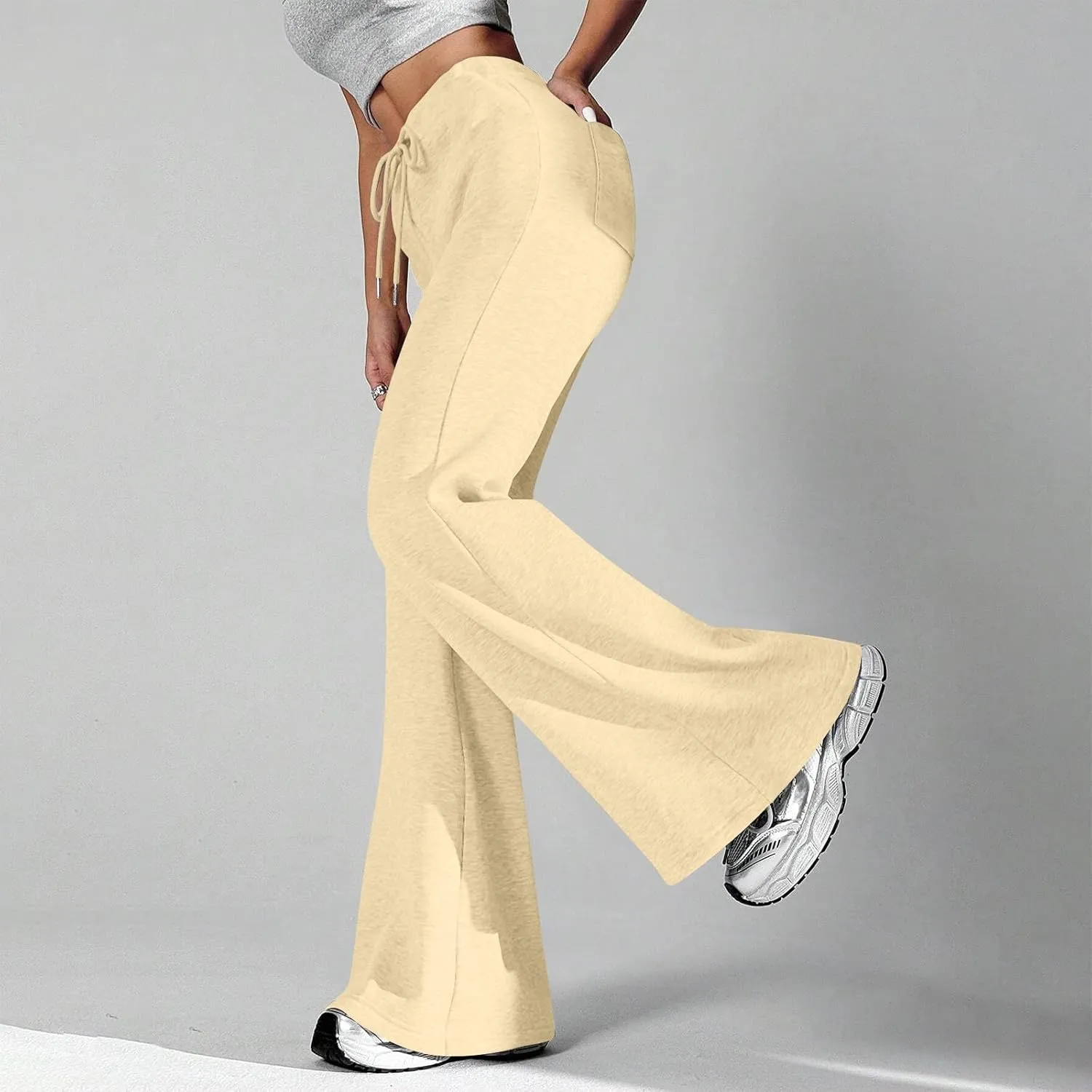 Women Wide Leg Sweatpants High Waisted Baggy Flare Sweatpants Plus Size Drawstring Flare Pants with Pockets