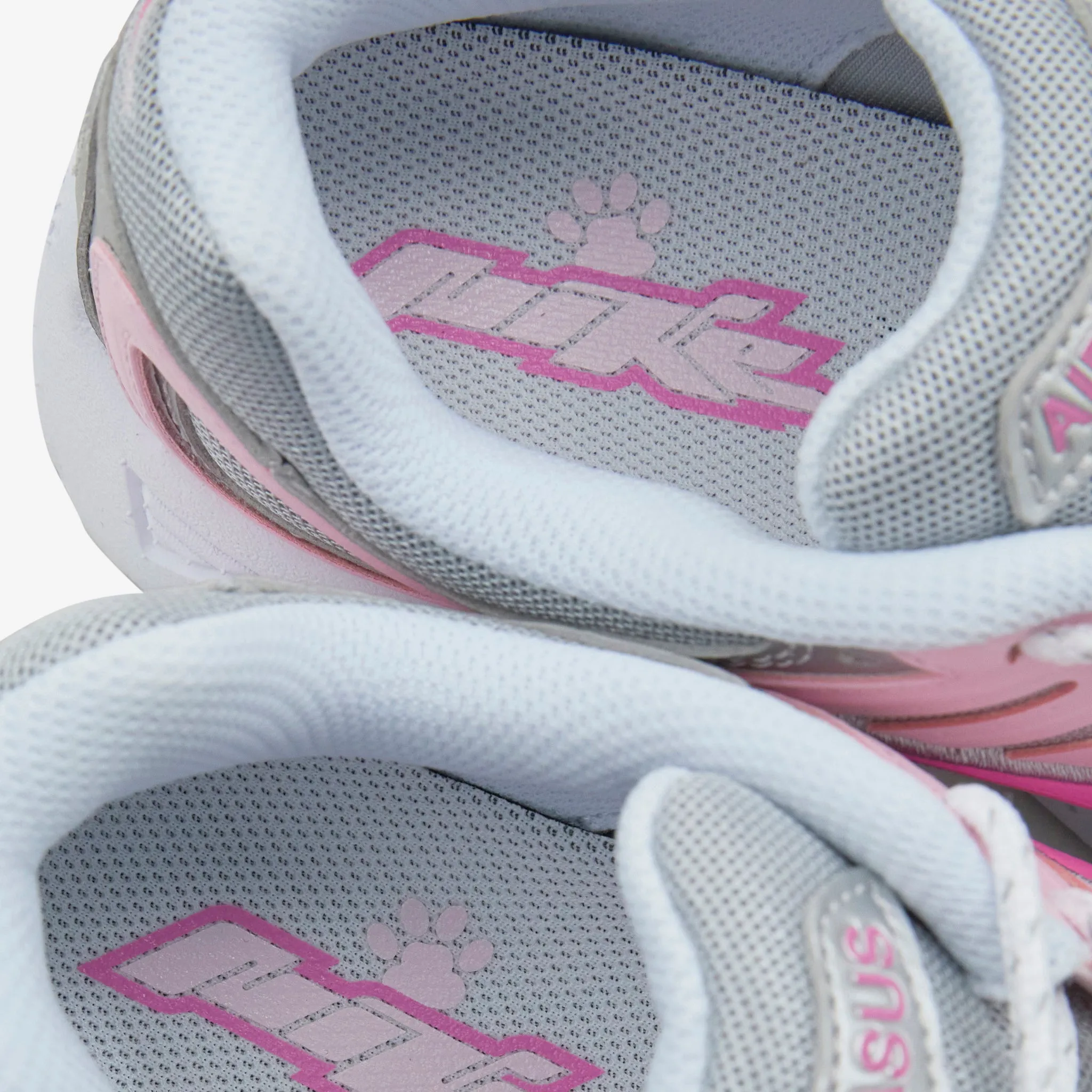 Women's Air Pegasus 2005 Football Grey | Playful Pink | White