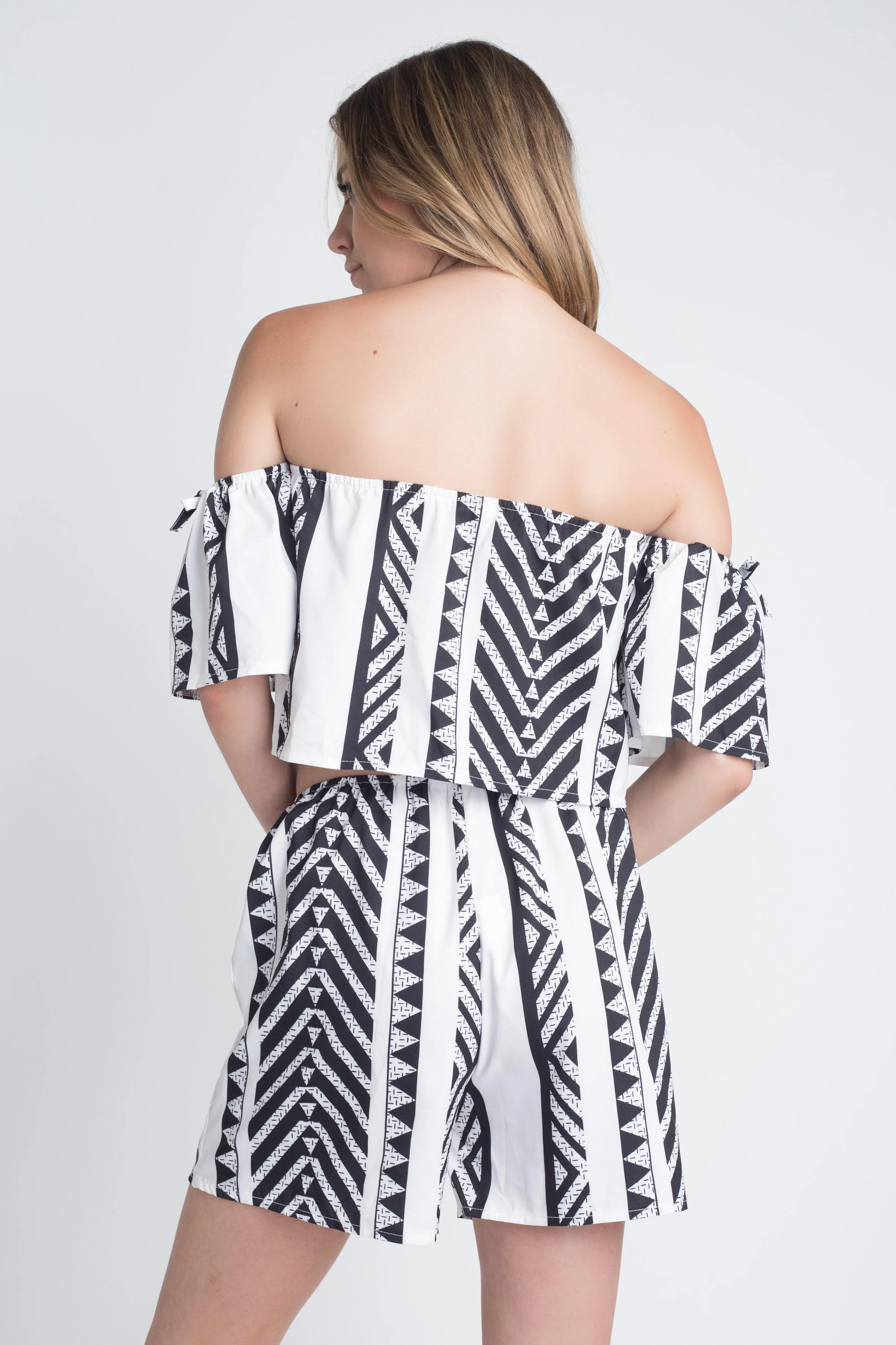 Womens Black & White Off Shoulder 2 Piece Short Set