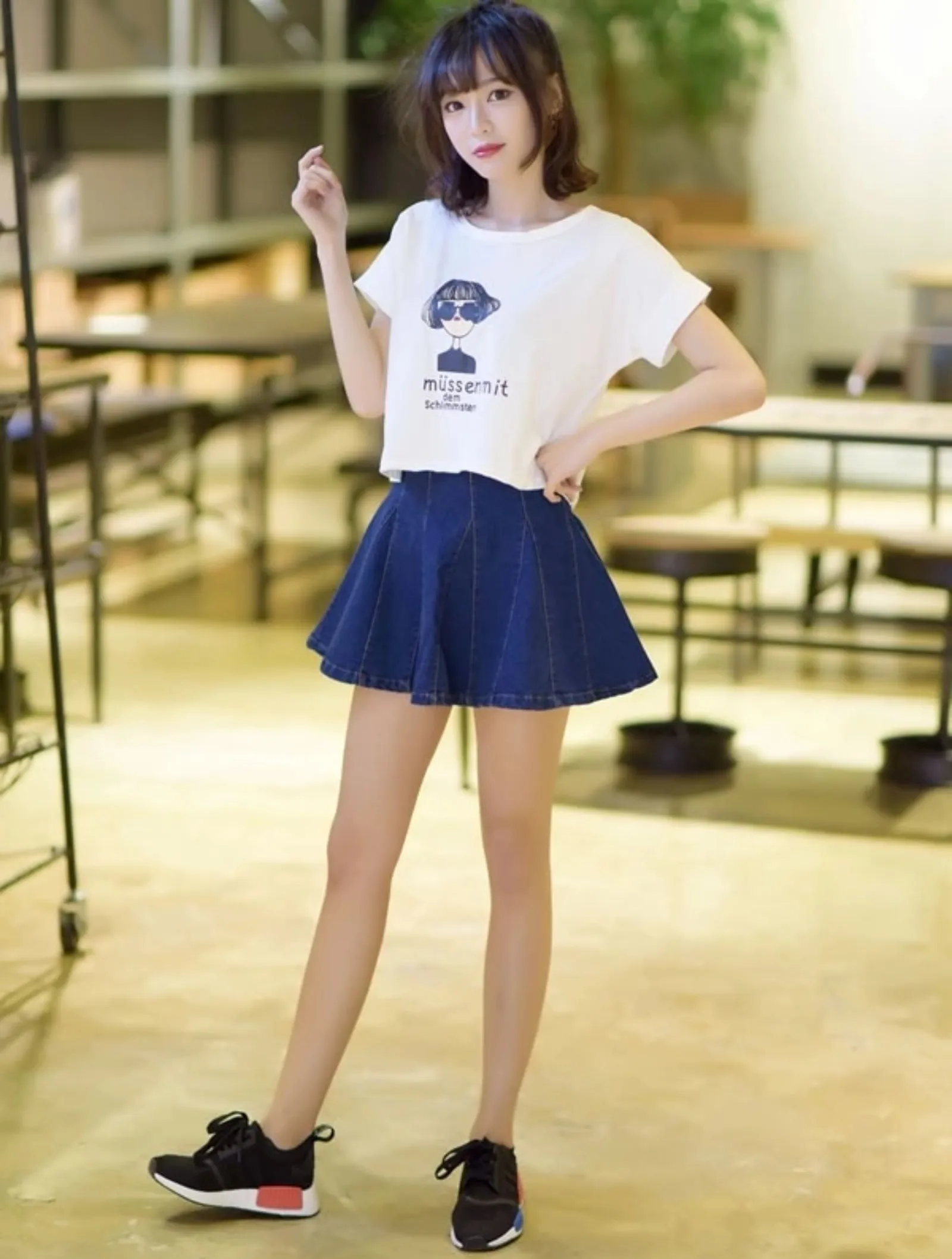 Women's Pleated High Waist Denim Mini Skirt