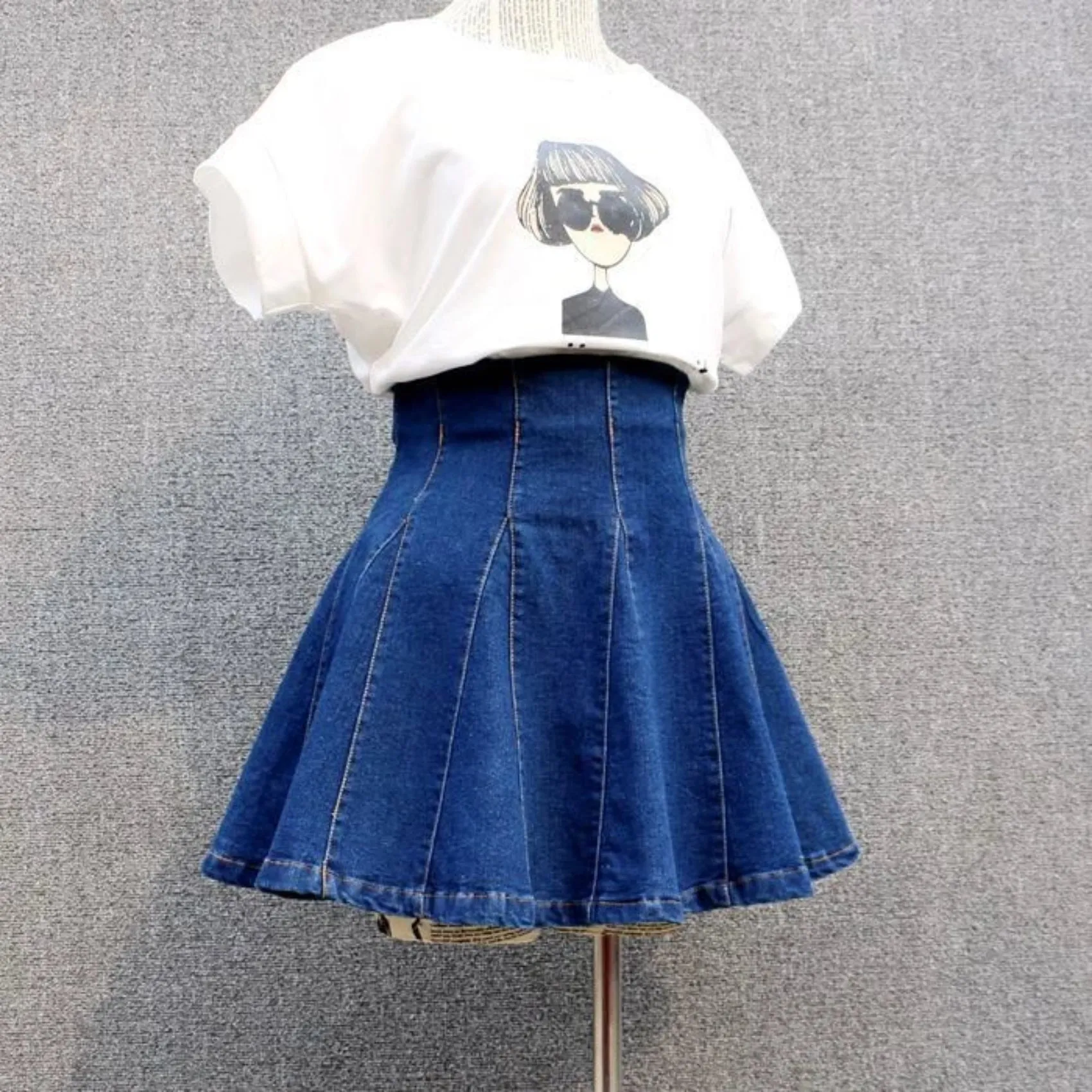 Women's Pleated High Waist Denim Mini Skirt