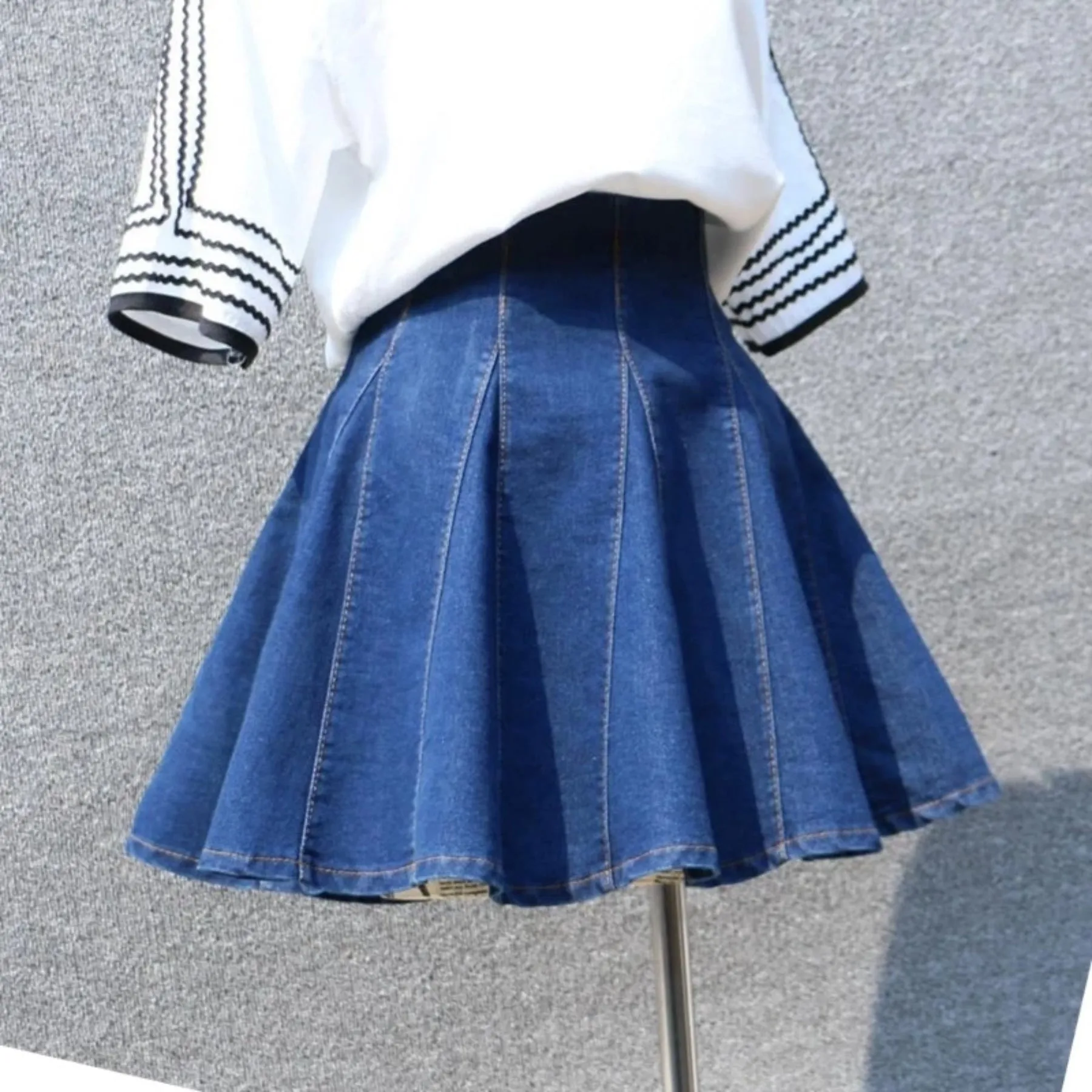 Women's Pleated High Waist Denim Mini Skirt