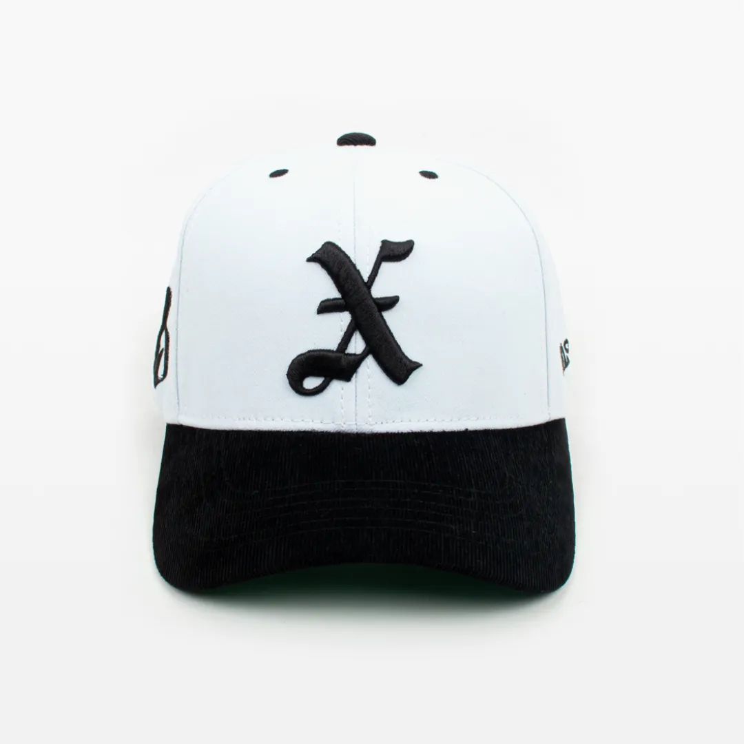 Xclusiv X13 Dad Hat Corduroy Black & White