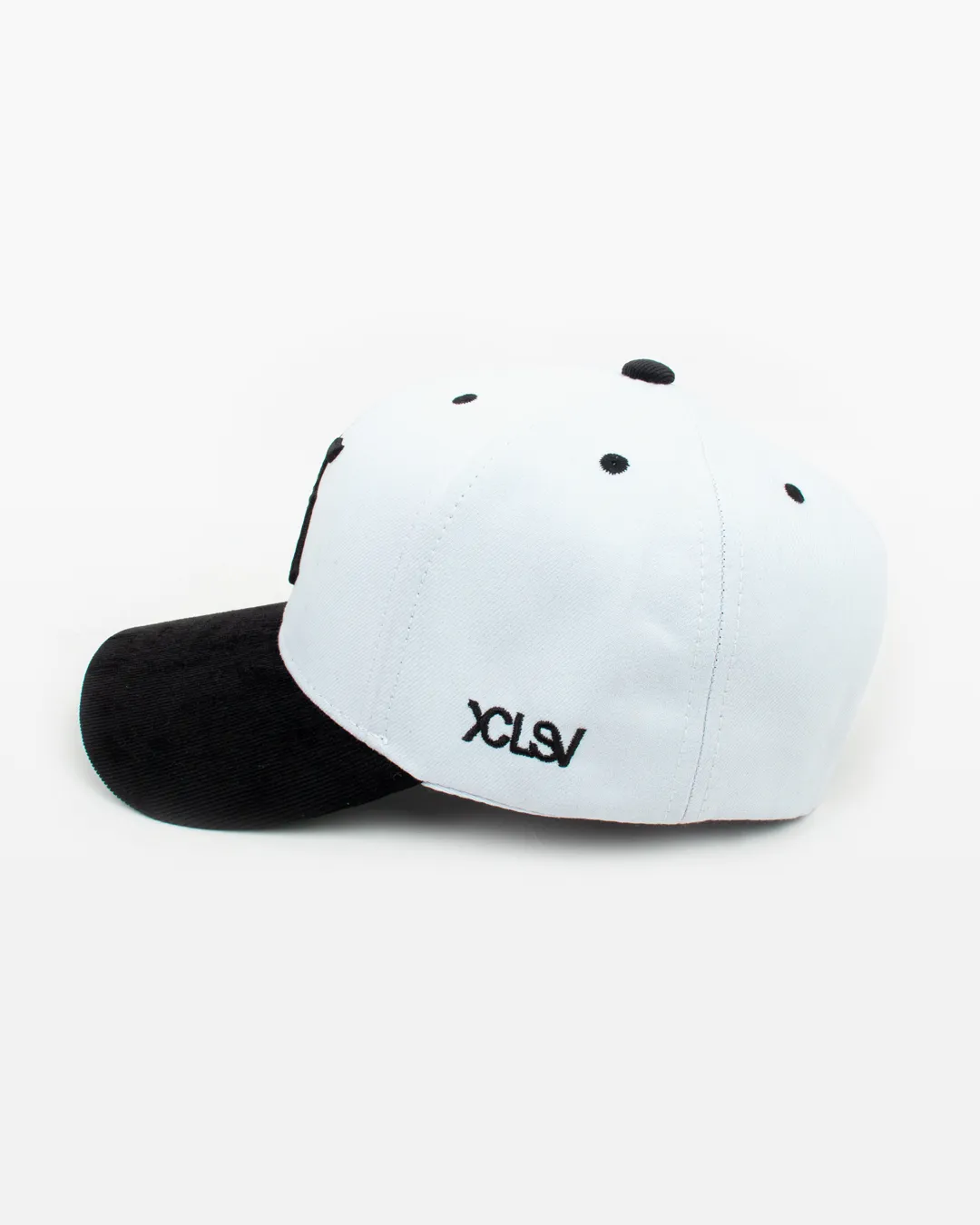Xclusiv X13 Dad Hat Corduroy Black & White