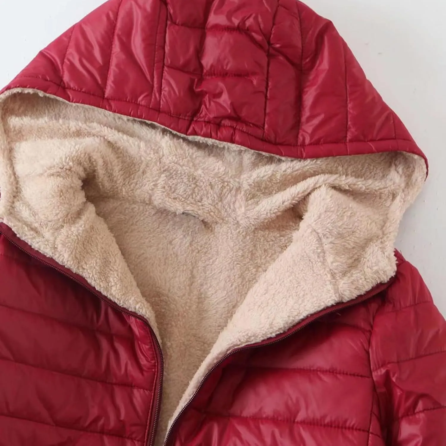XUNRYAN Sherpa Fleece Jackets for Women Trendy Puffer Jacket Zip Up Packable Quilted Lightweight Winter Down Coats Short