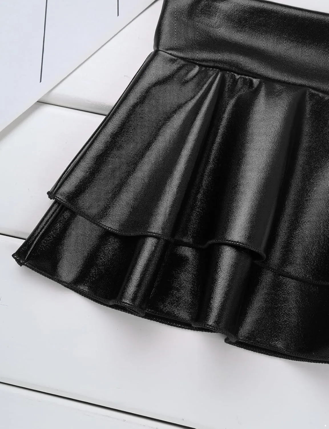 Yartina Women Shiny Metallic Mini Skirt Sexy Pleated Low Rise Skirt for Rave Dance Party Festival Costume